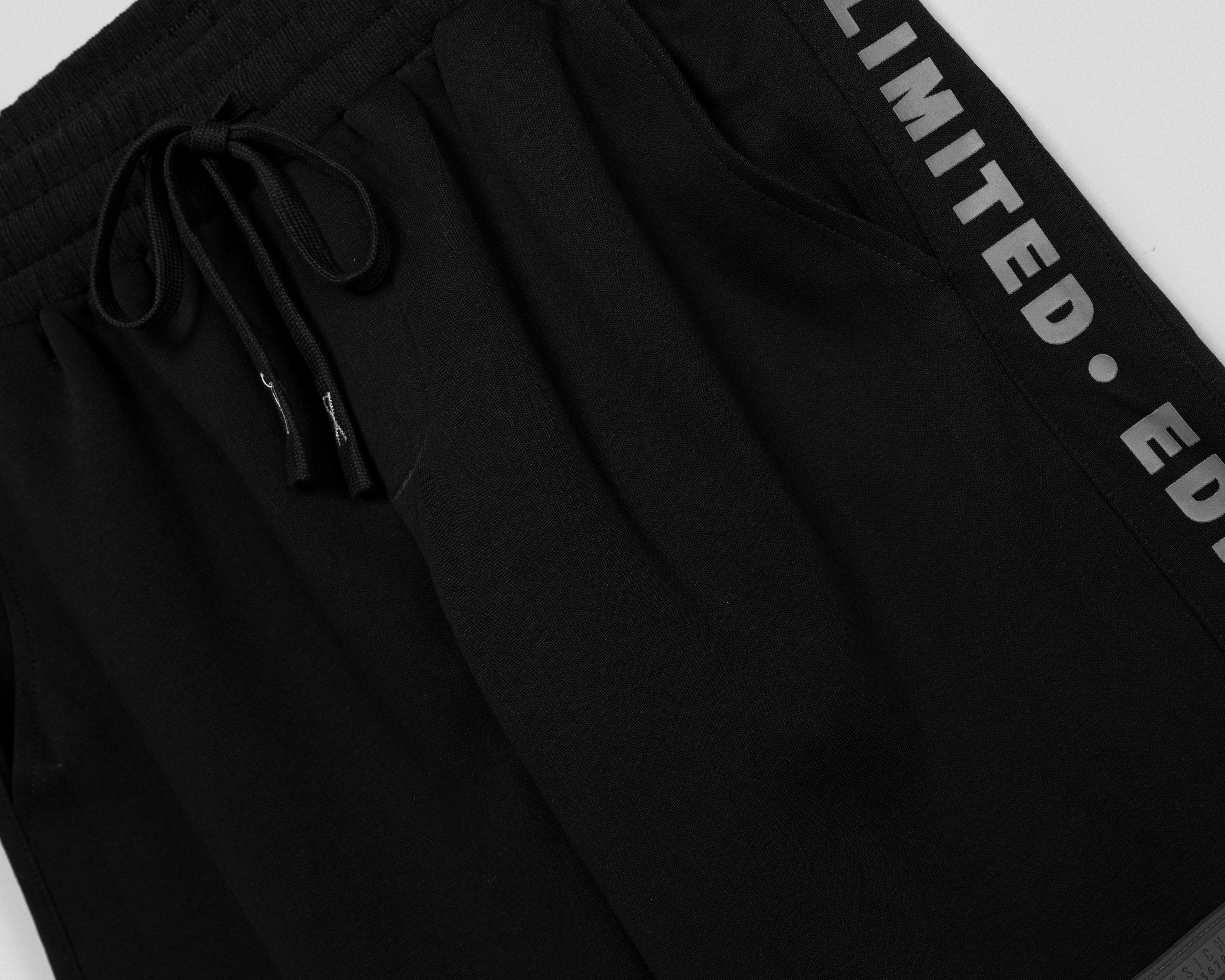 Foto 5 pulgar | Foto 4 | Short y Playera Neo*City para Hombre