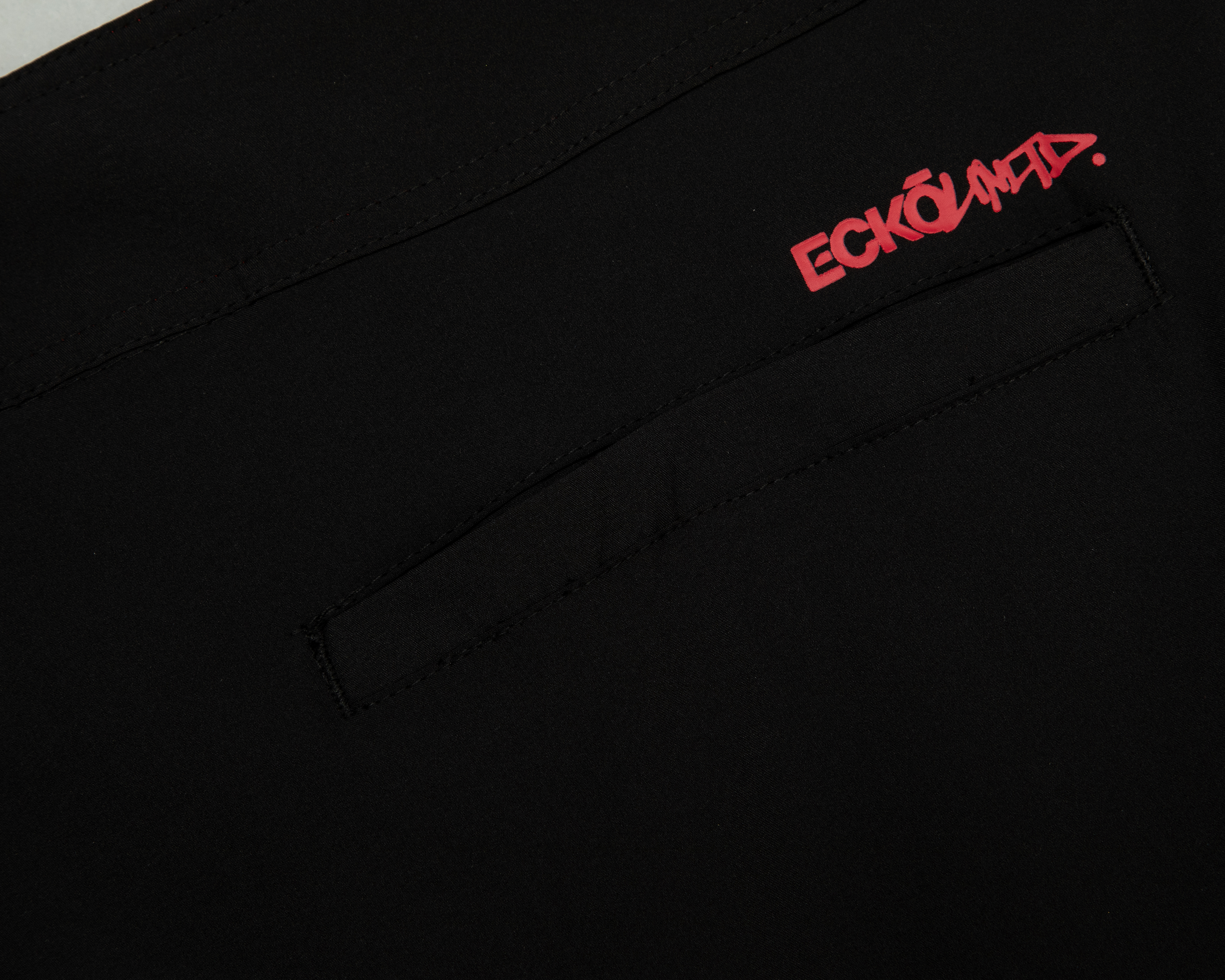 Foto 4 pulgar | Foto 3 | Traje de Baño Ecko Unltd. Negro para Hombre