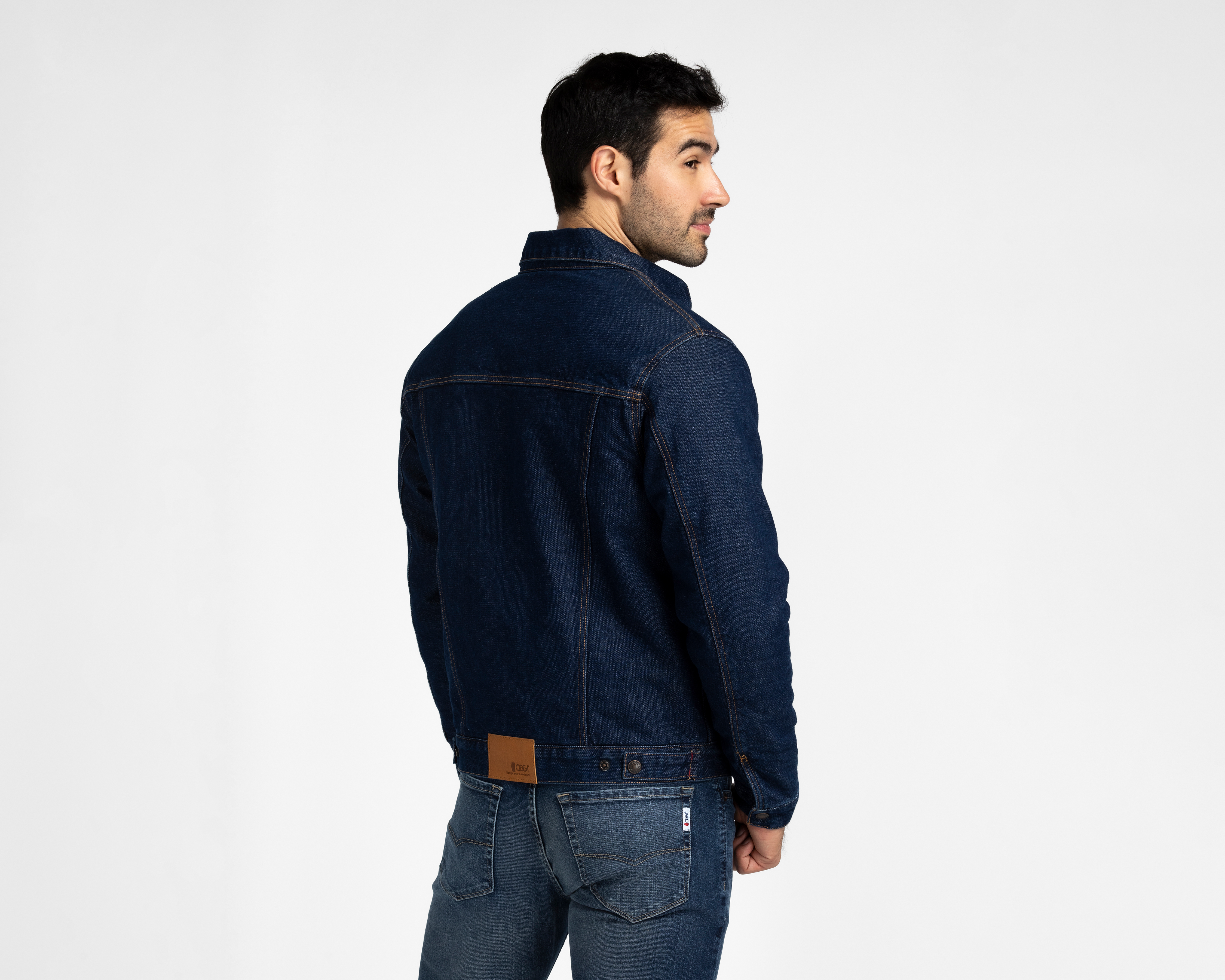 Foto 3 pulgar | Foto 2 | Chamarra Oggi para Hombre