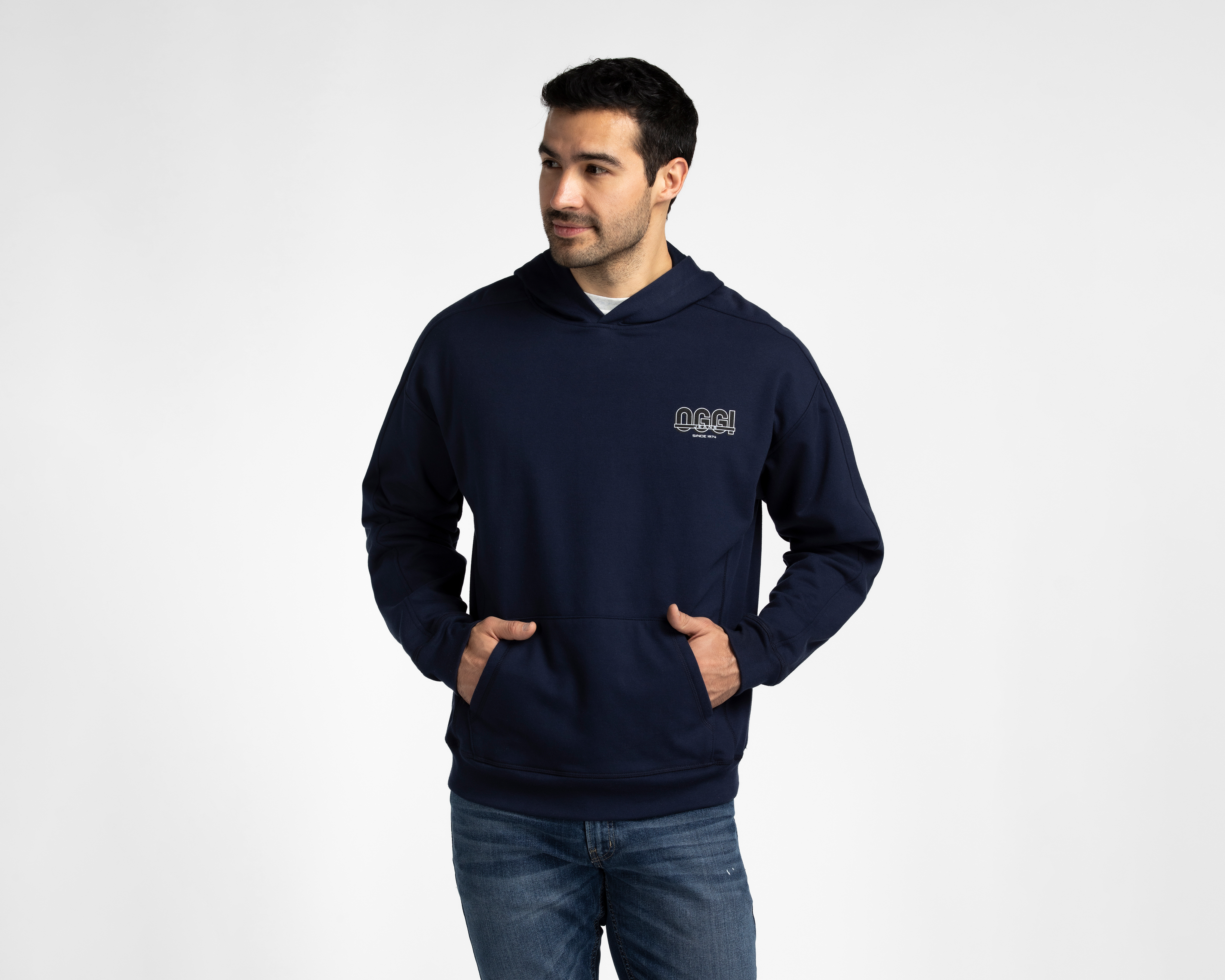Foto 2 pulgar | Foto 1 | Sudadera Oggi con Capucha para Hombre