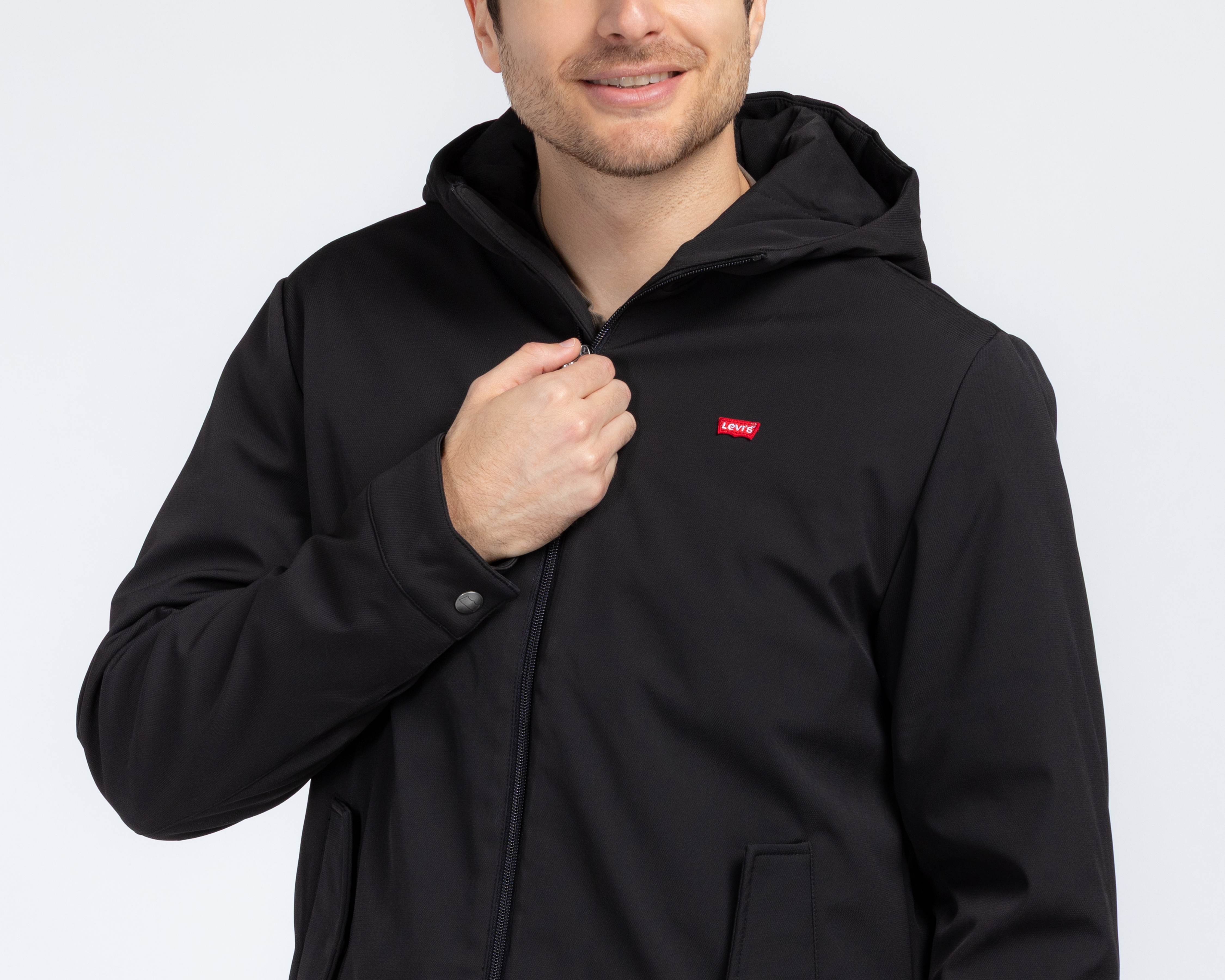 Foto 4 pulgar | Foto 3 | Chamarra con Capucha Levi's para Hombre