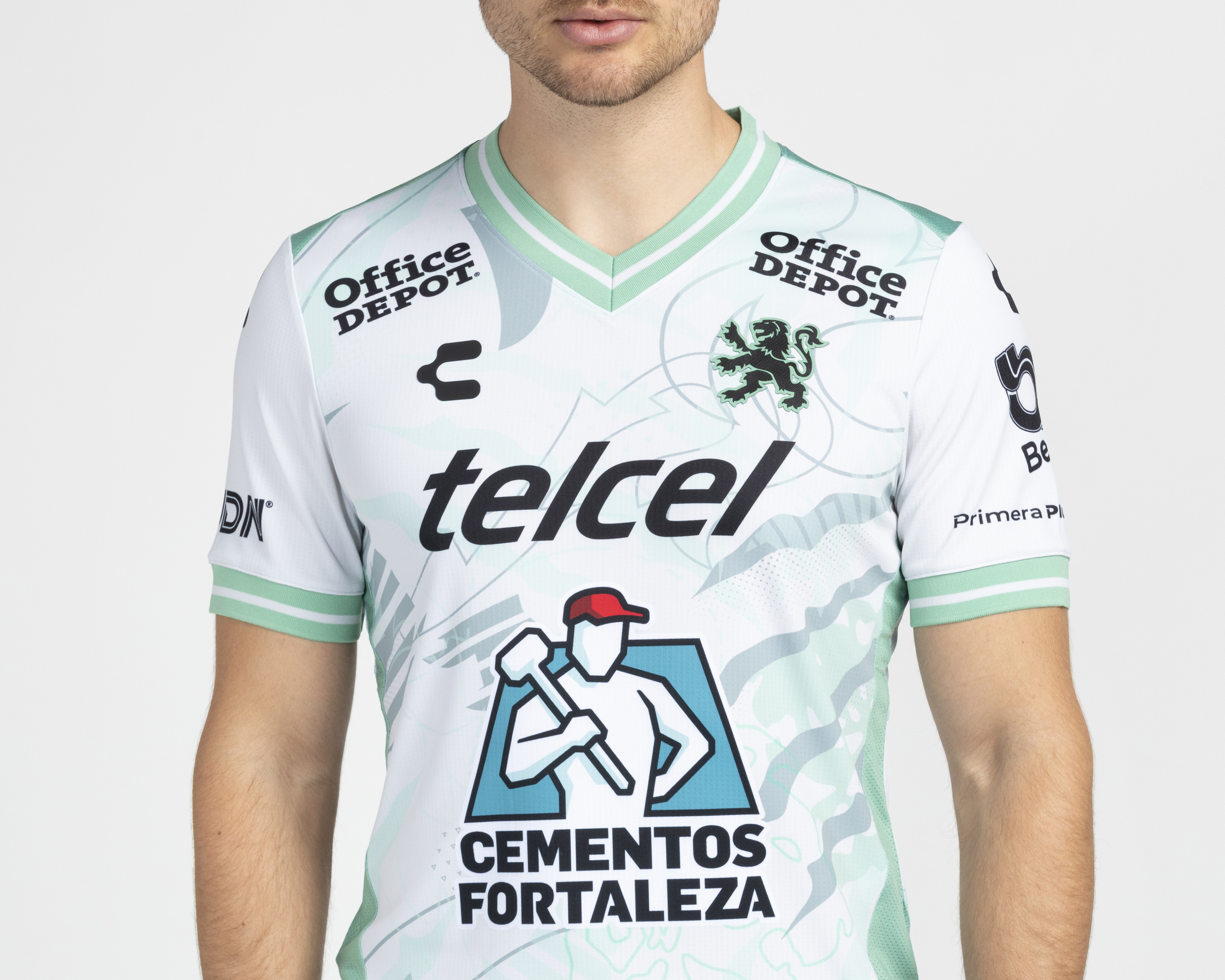 Foto 3 | Foto 3 | Jersey Charly León Visitante 25/26 para Hombre