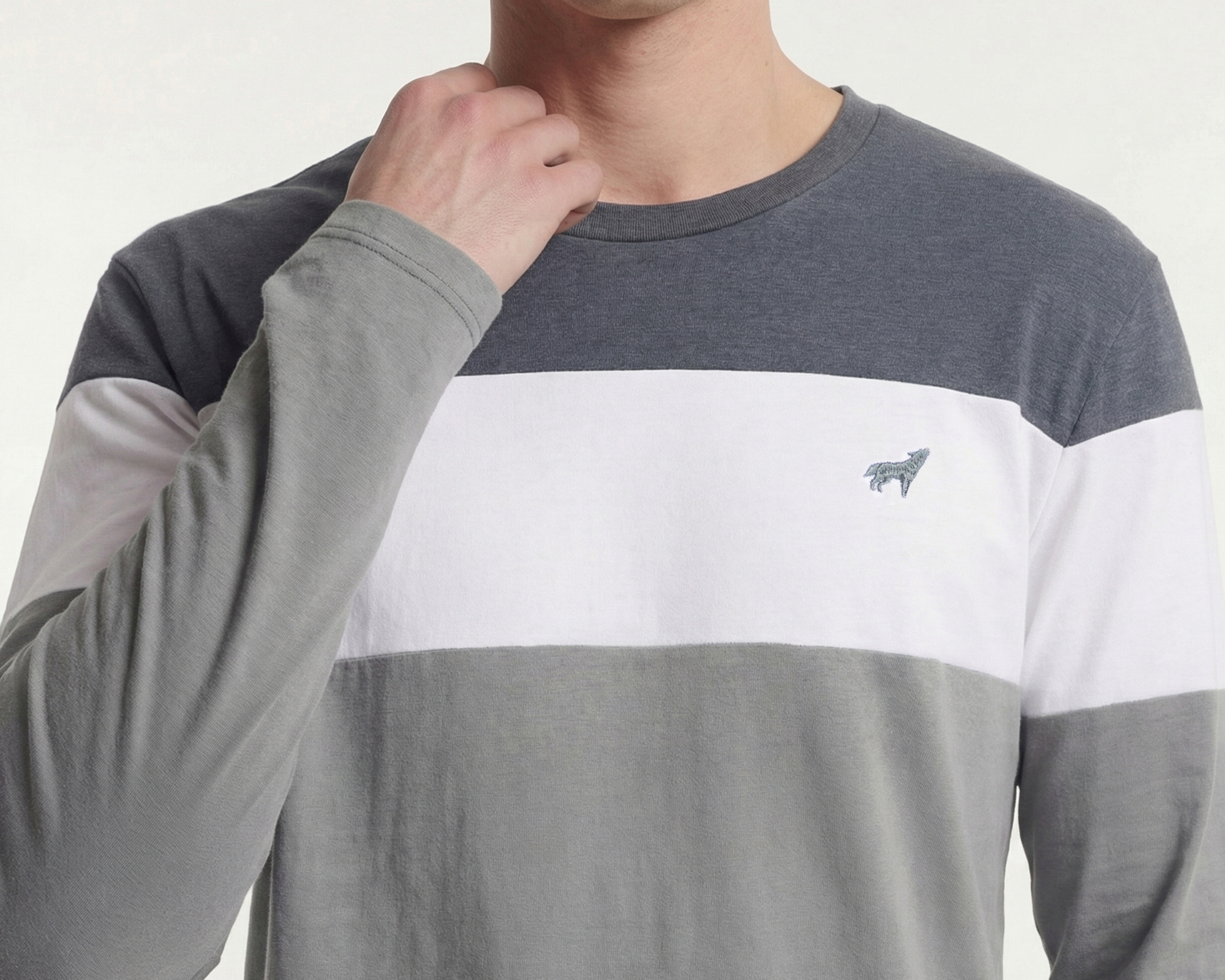 Foto 4 | Foto 4 | Playera Manga Larga Cuello Redondo Gris Refill para Hombre