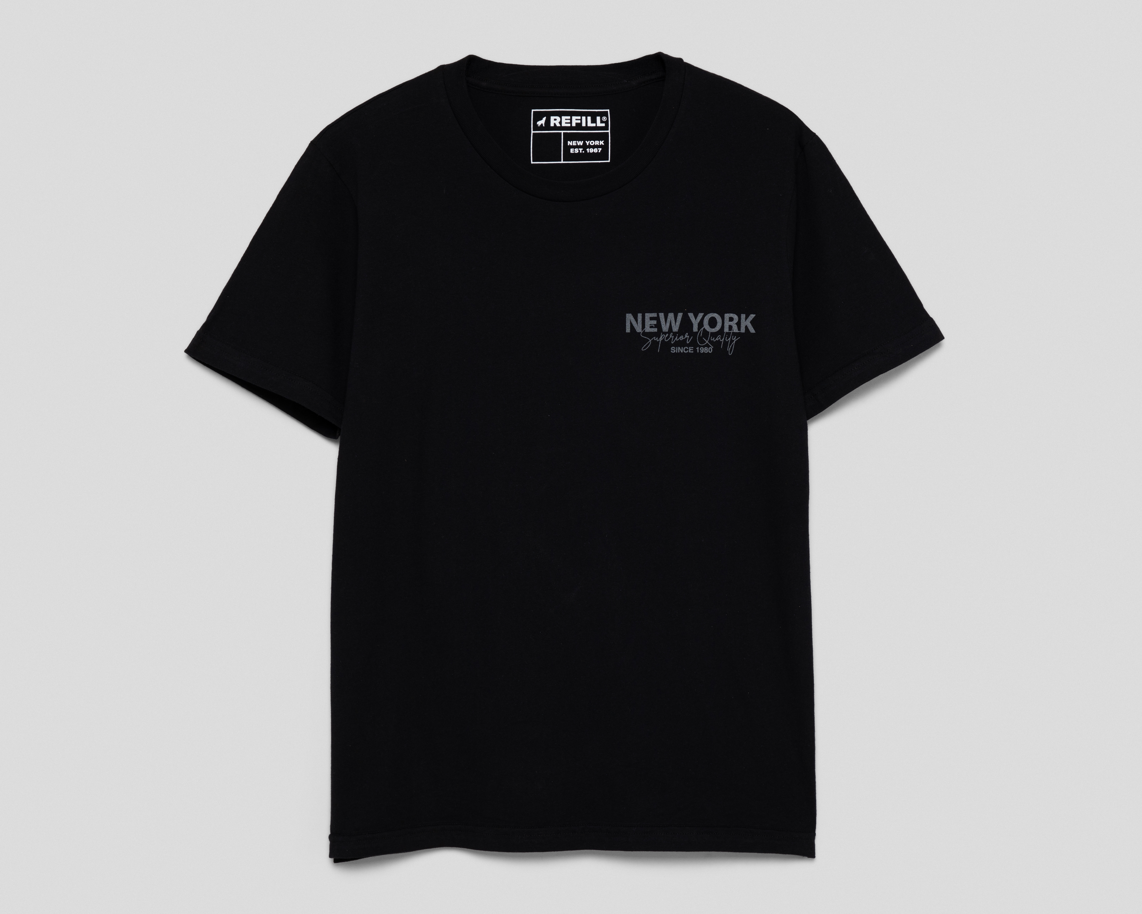 Playera de Cuello Redondo Negra Refill para Hombre