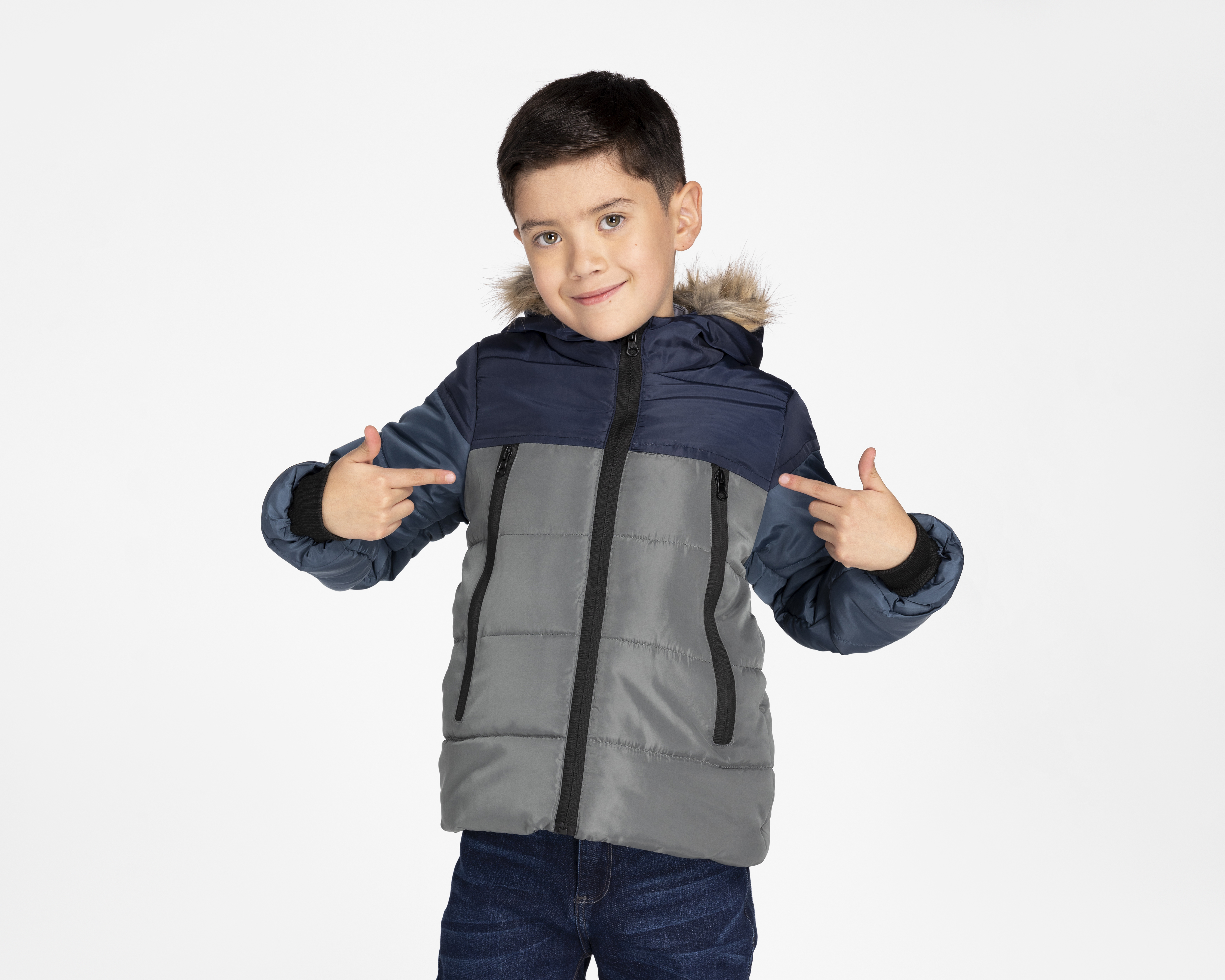 Foto 2 pulgar | Foto 1 | Chamarra Refill con Gorro para Niño