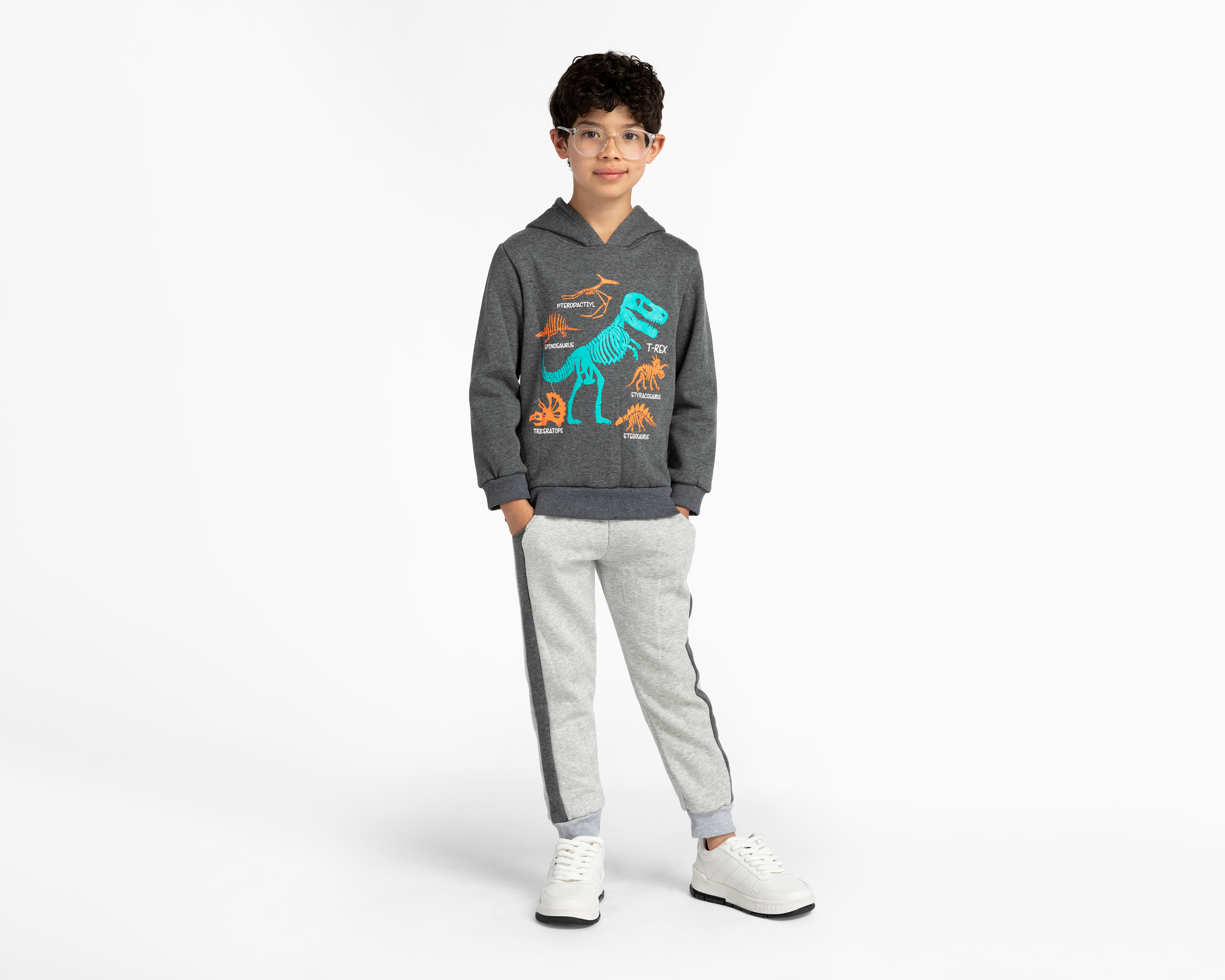Foto 2 pulgar | Foto 1 | Pants y Sudadera Refill con Estampado para Niño