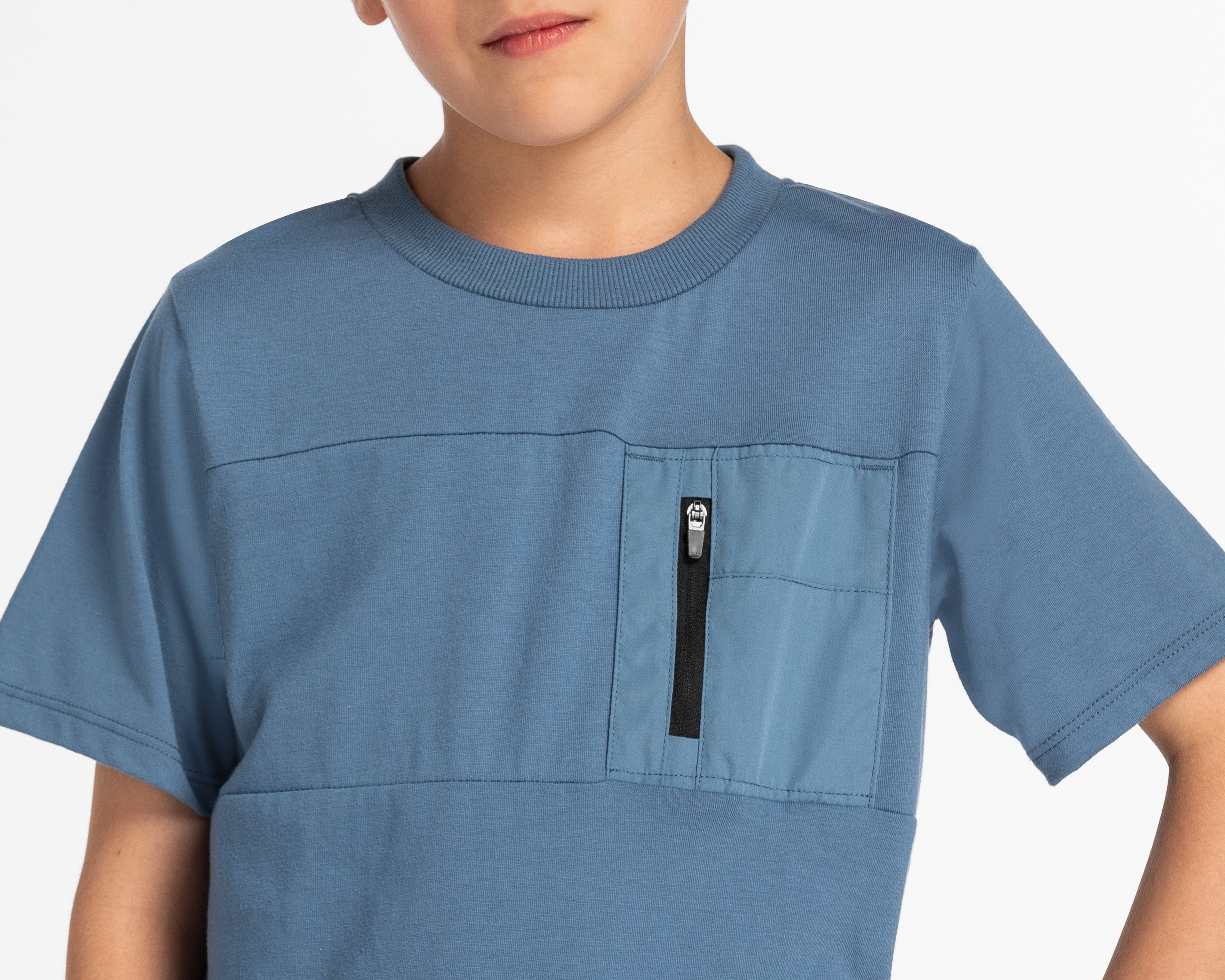 Foto 5 pulgar | Foto 4 | Conjunto con Short y Playera Refill para Niño