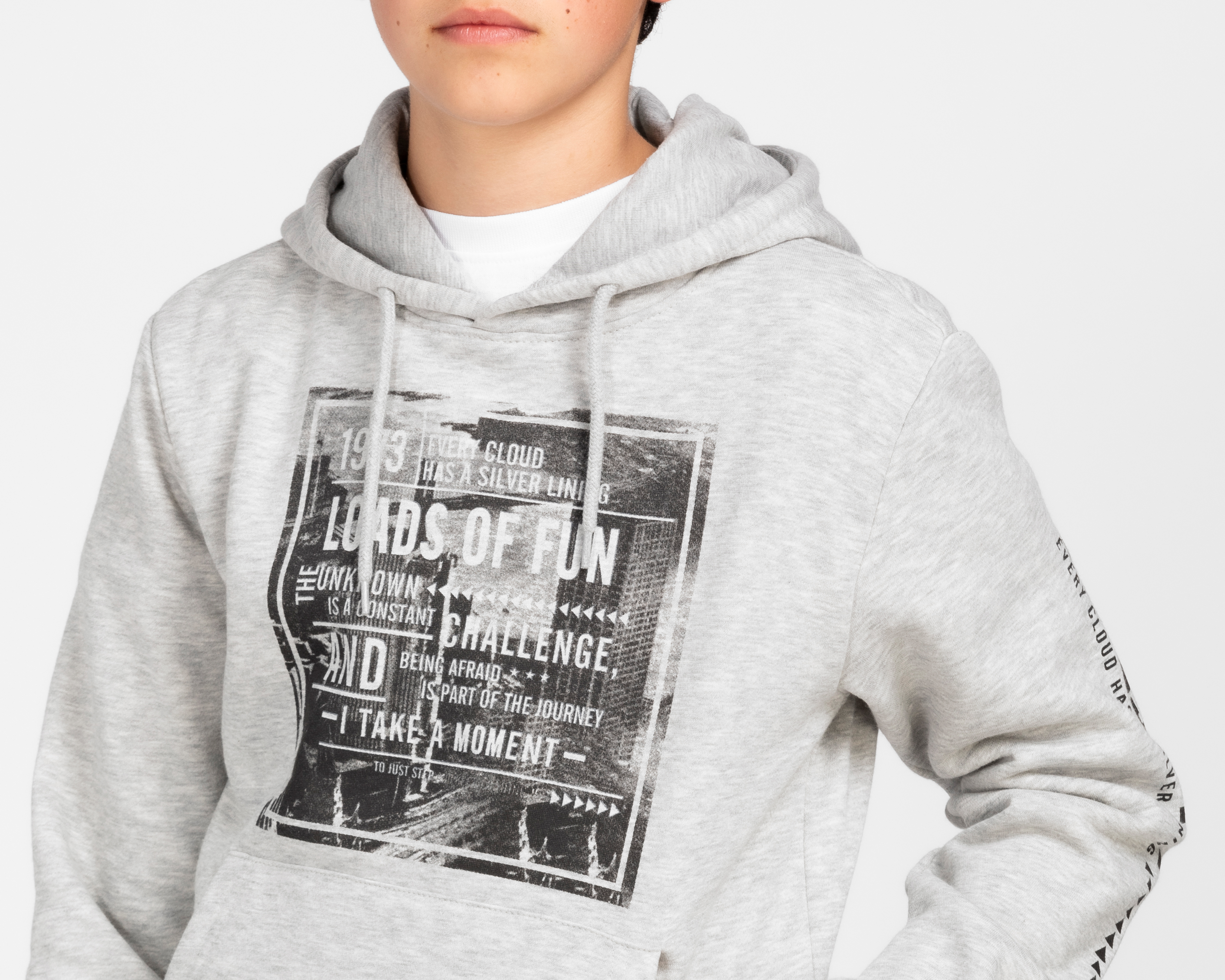 Foto 4 pulgar | Foto 3 | Sudadera con Gorro Neo*City Juvenil