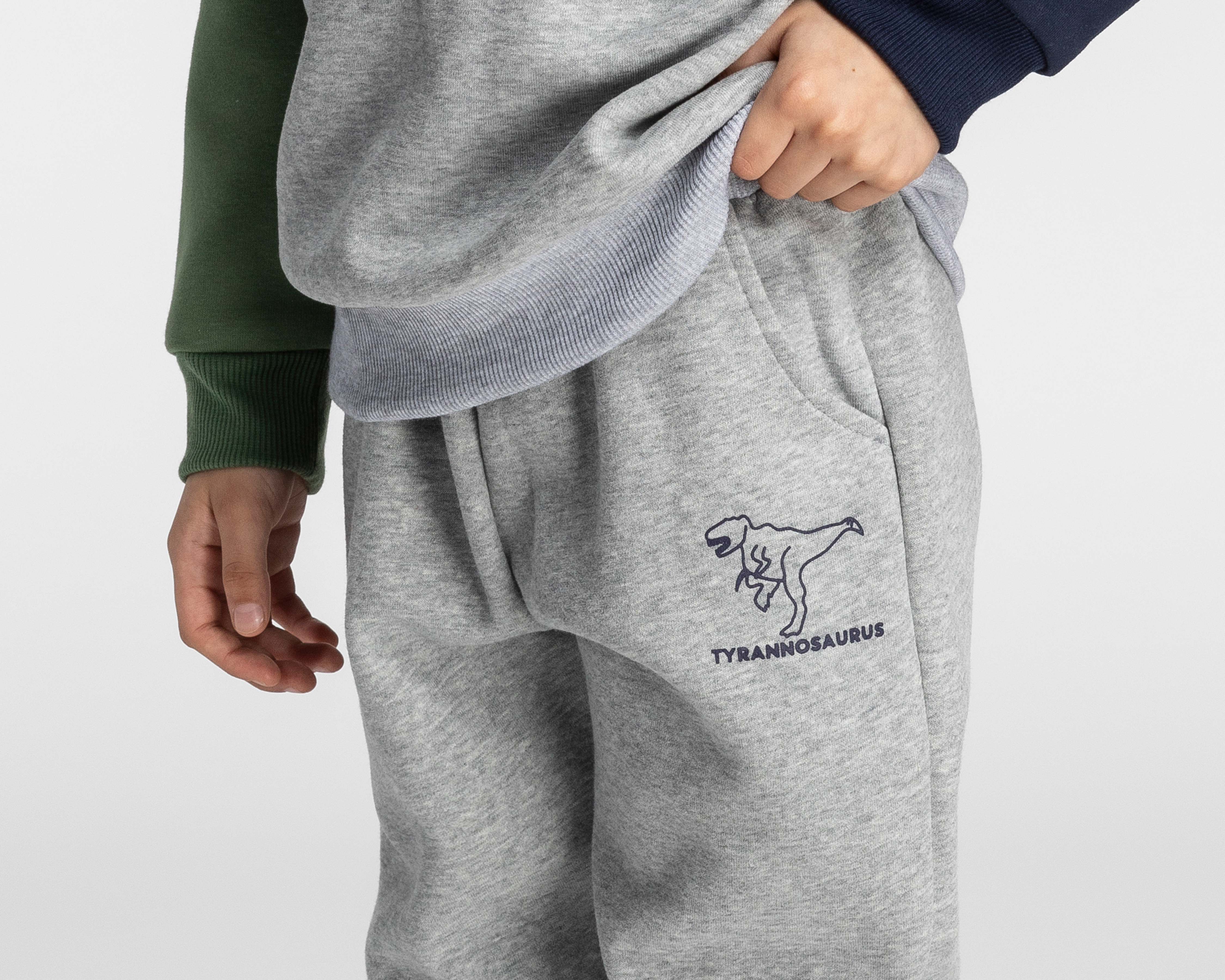 Foto 5 pulgar | Foto 4 | Conjunto de Sudadera y Pants Refill para Niño