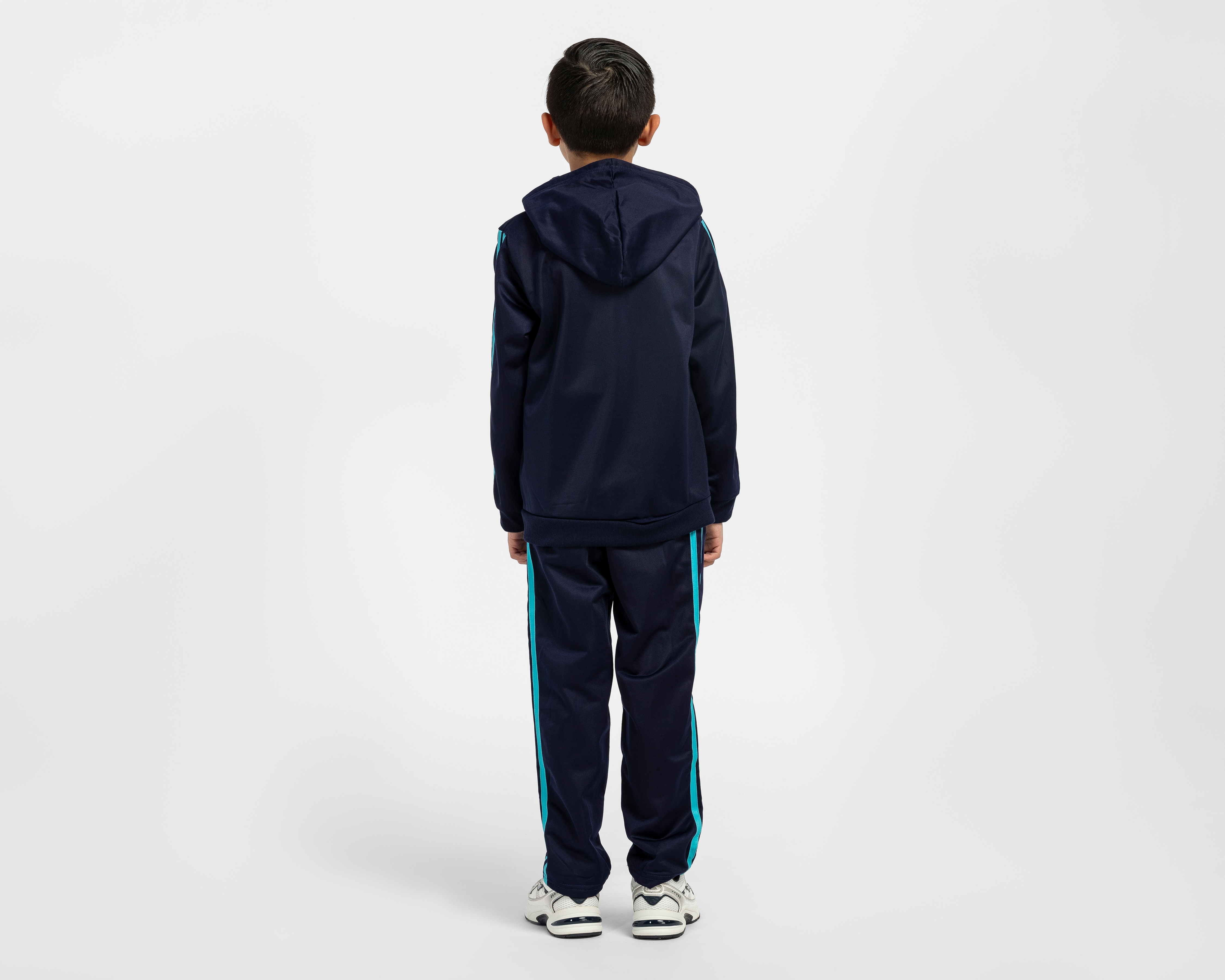 Foto 3 pulgar | Foto 2 | Conjunto de Pants y Chamarra Eckó Unltd. para Niño