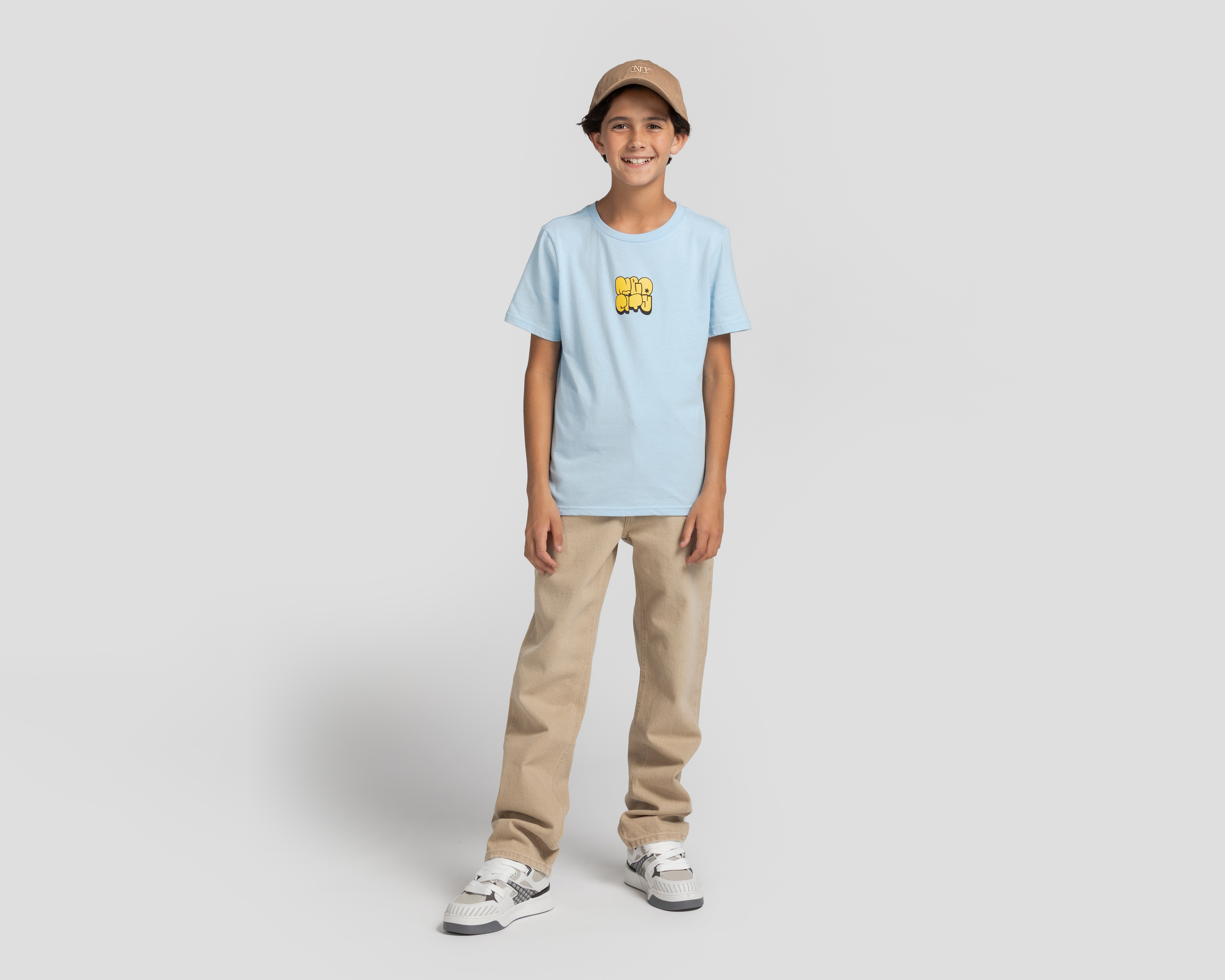 Foto 3 pulgar | Foto 2 | Playera Neo*City Manga Corta Estampada Juvenil