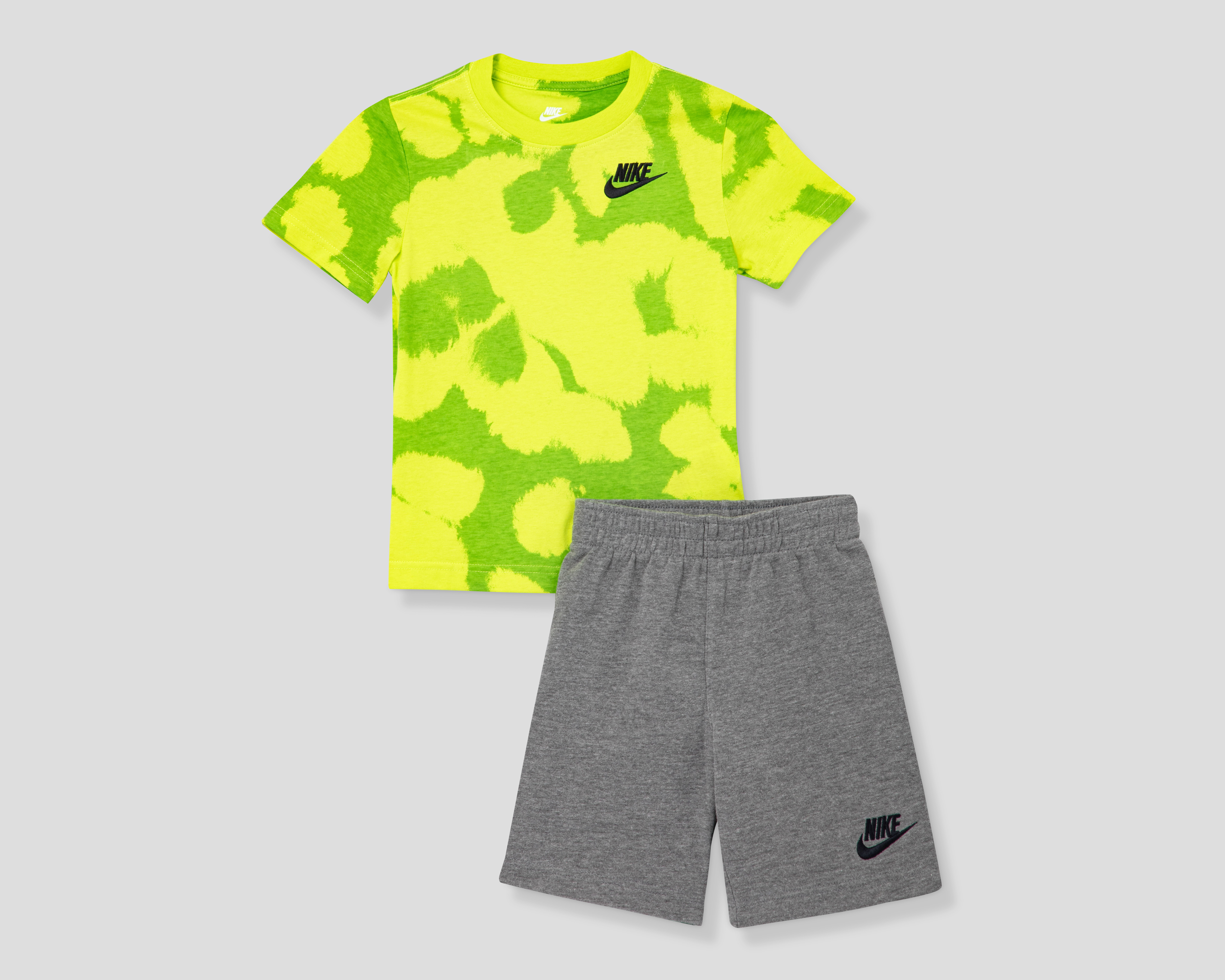 Foto 2 pulgar | Foto 1 | Playera y Short Nike Deportivo para Niño