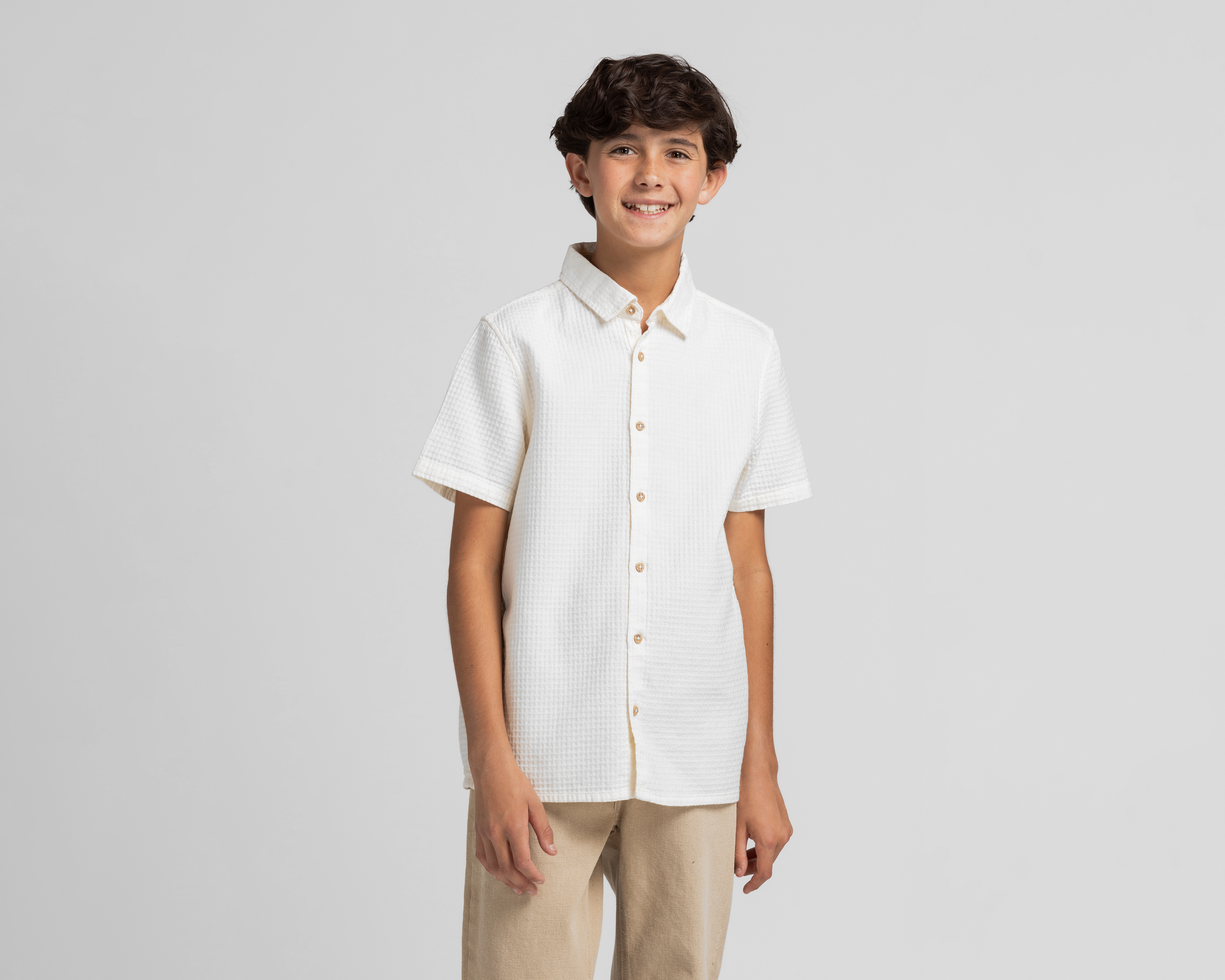 Foto 2 pulgar | Foto 1 | Camisa Refill Manga Corta Beige para Niño