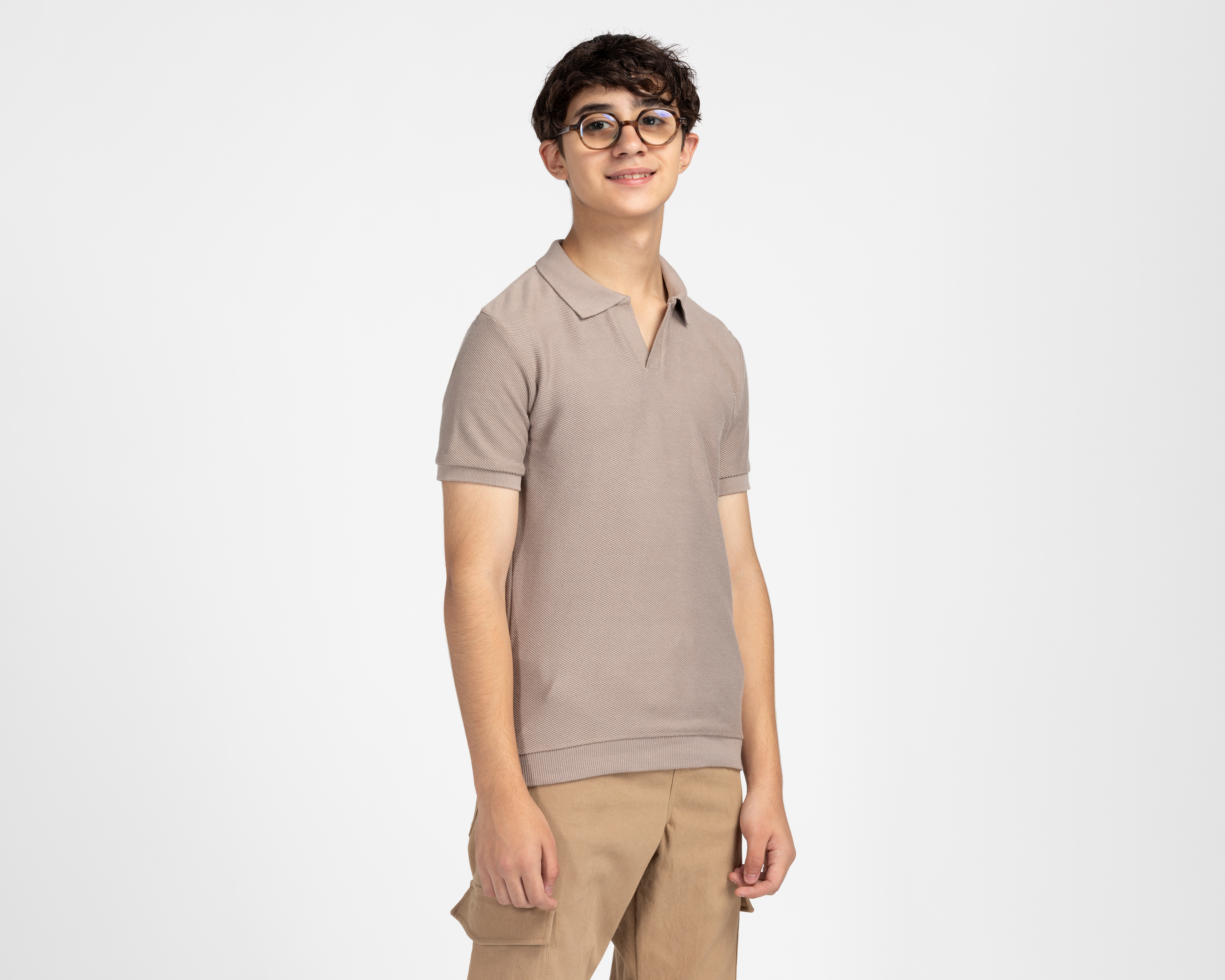 Playera de Cuello Polo Café Refill Juvenil