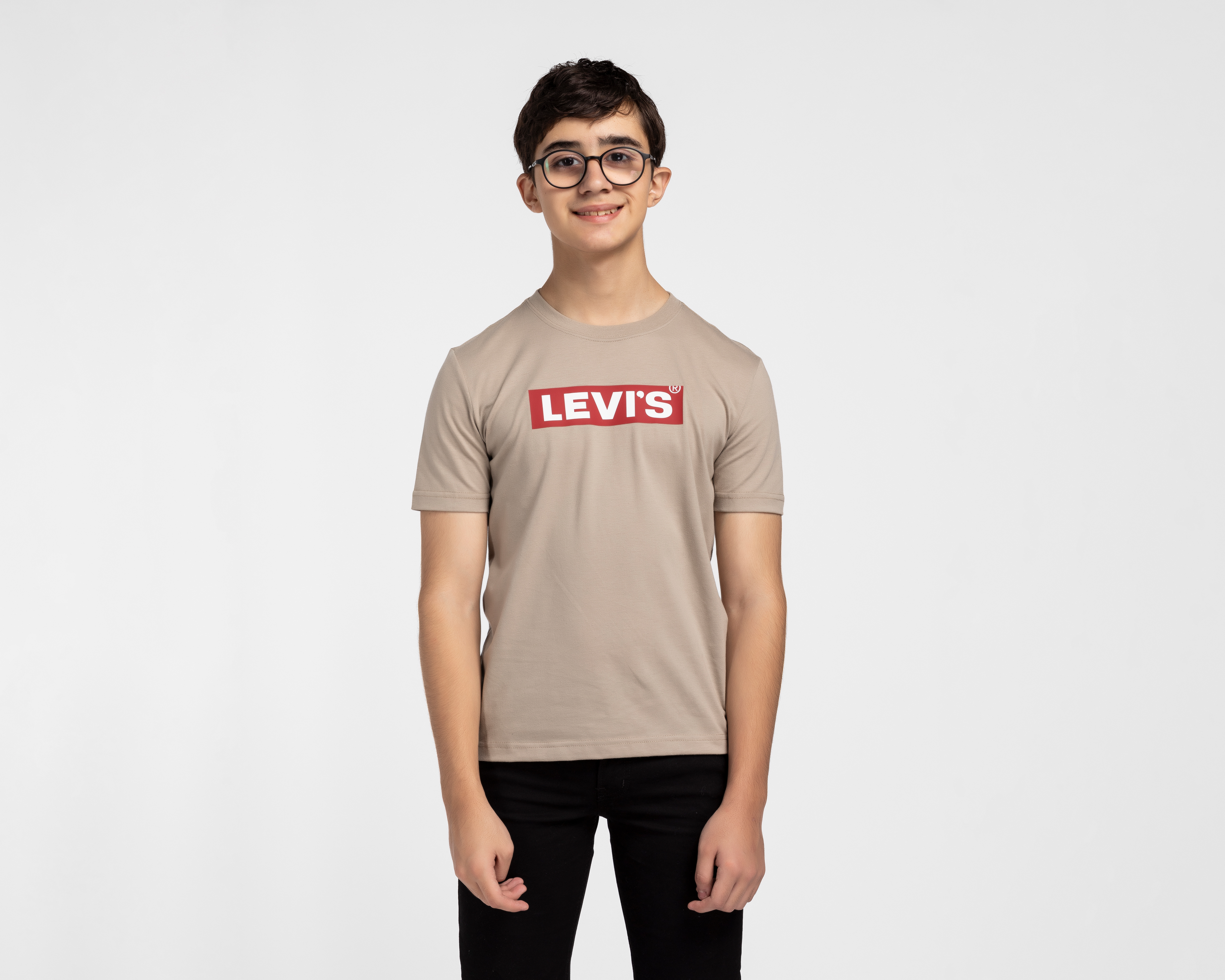 Playera de Cuello Redondo Café Levi's para Niño