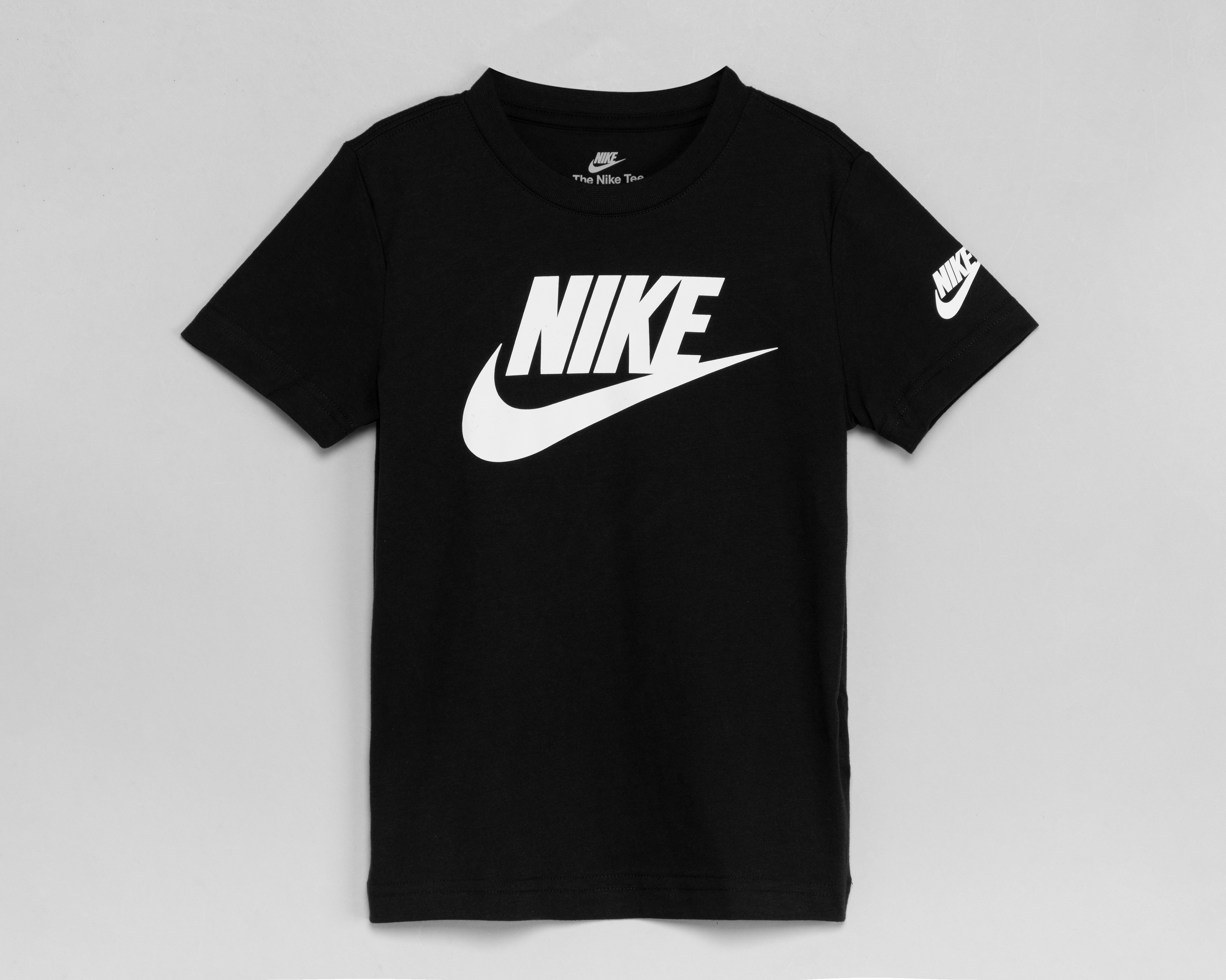 Foto 2 pulgar | Foto 1 | Playera Deportiva Nike Futura para Niño