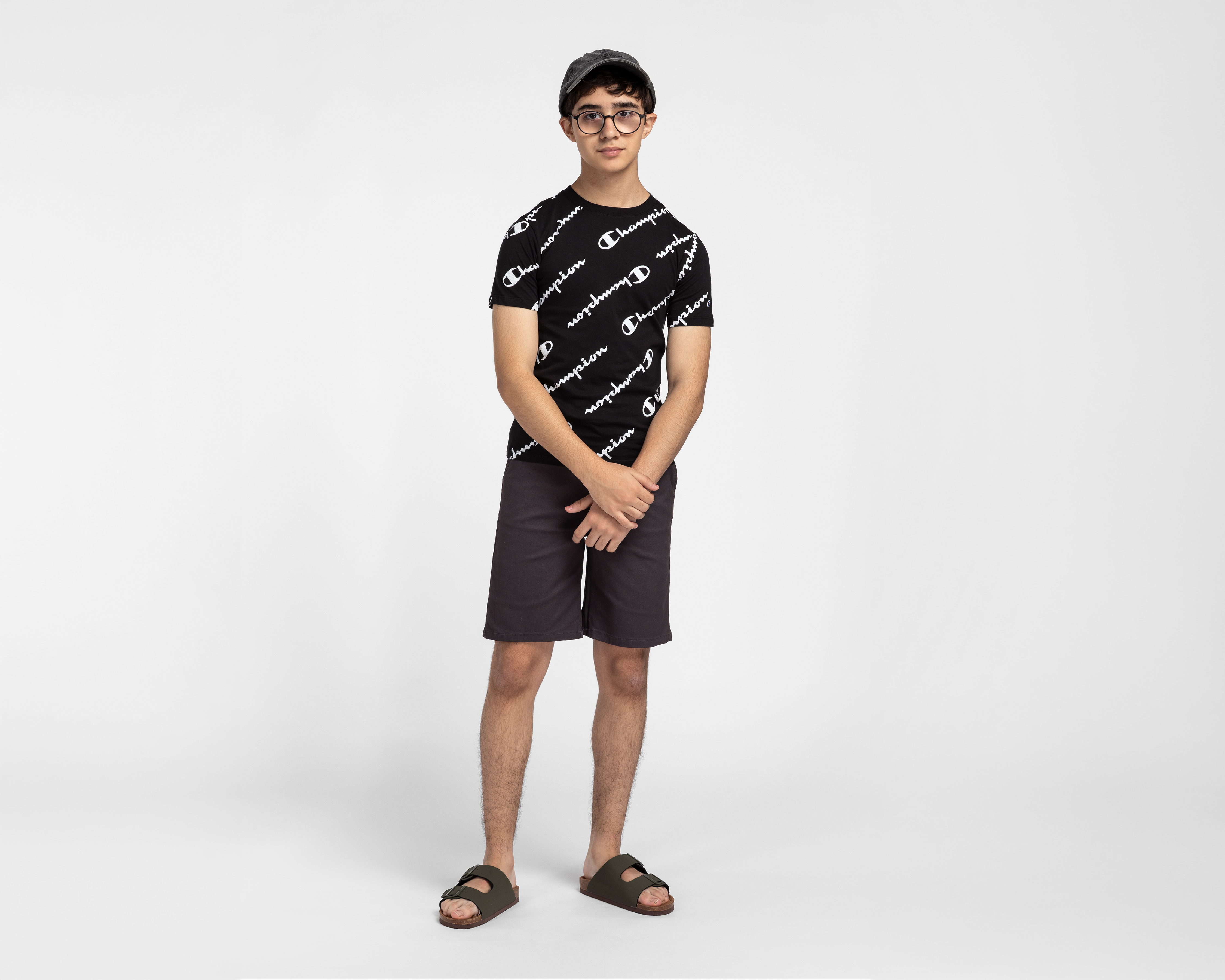 Foto 3 pulgar | Foto 2 | Playera de Cuello Redondo Negra Champion Juvenil