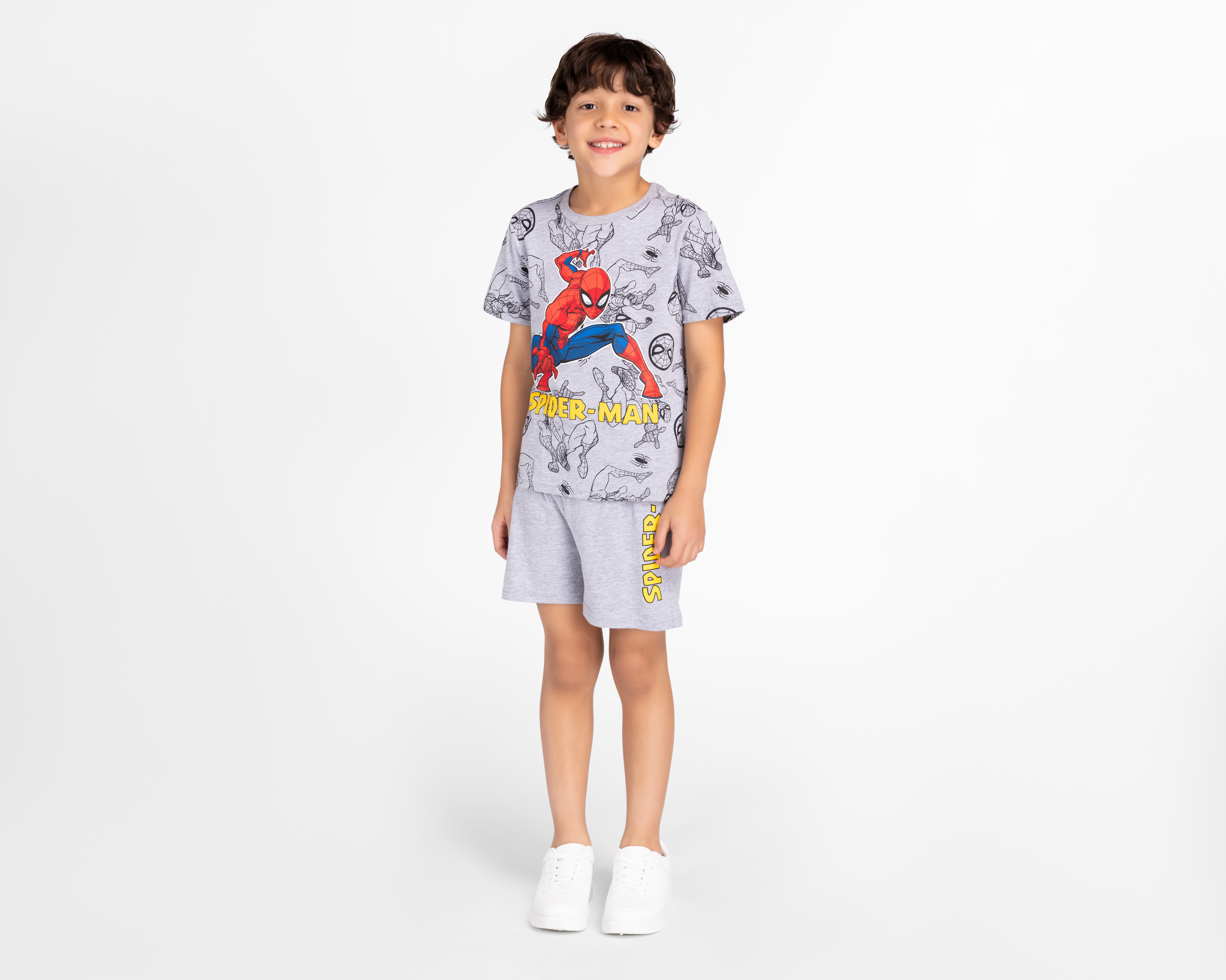 Playera y Short Marvel para Niño