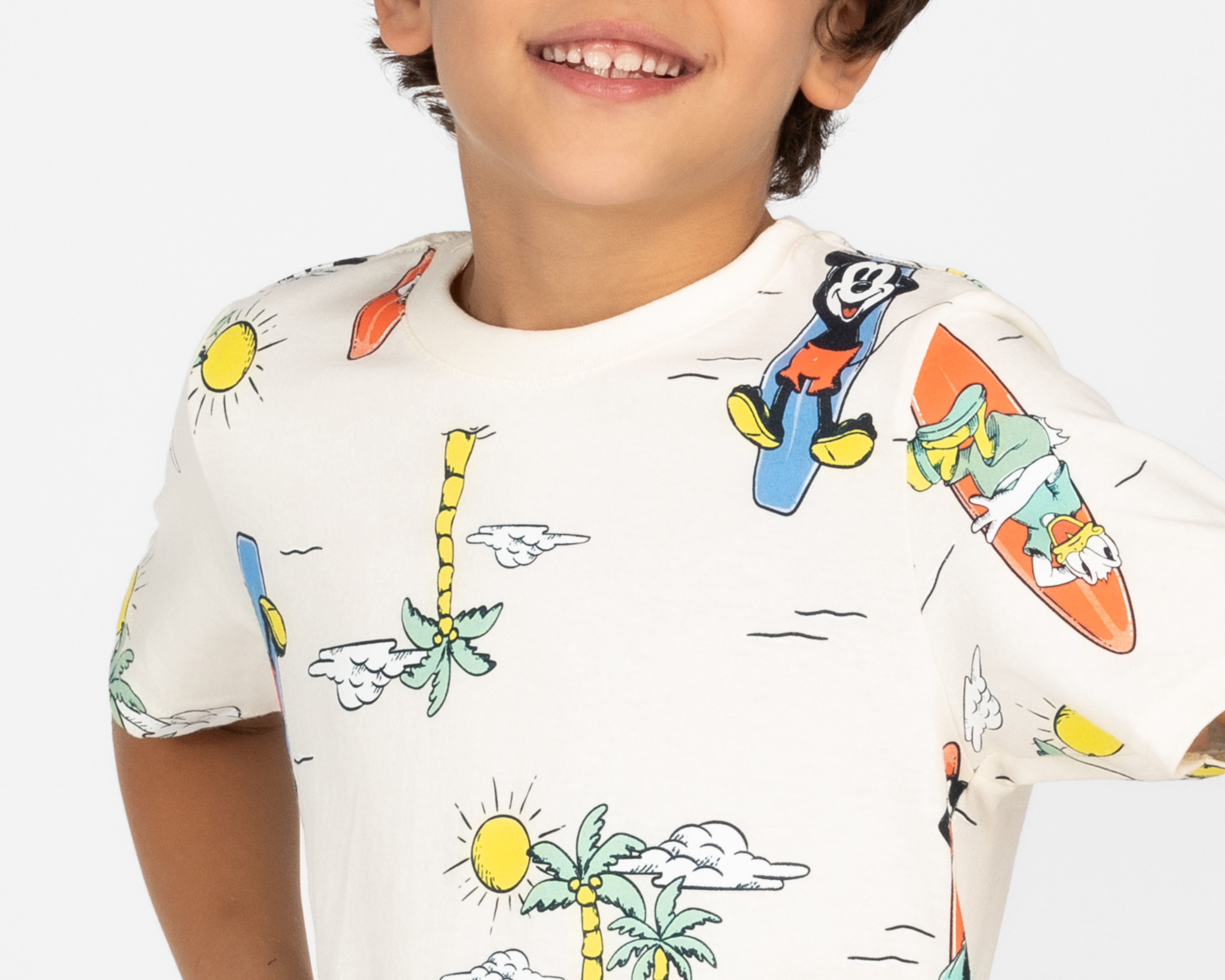 Foto 4 pulgar | Foto 3 | Playera Disney Mickey Mouse Manga Corta Full Print para Niño