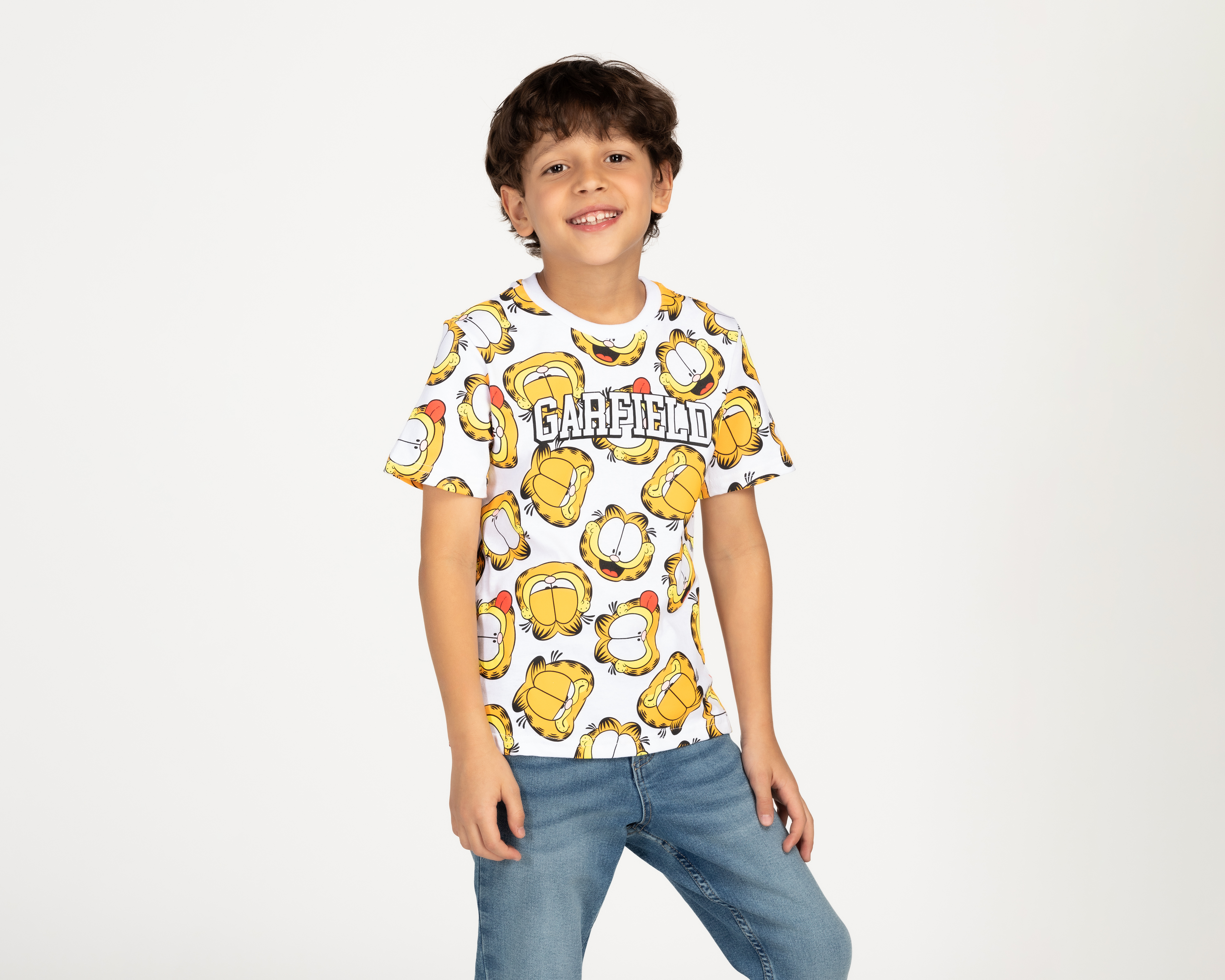 Foto 2 pulgar | Foto 1 | Playera Garfield Manga Corta Estampada para Niño