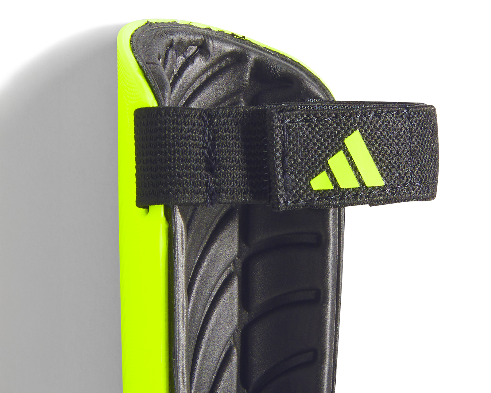 Foto 3 | Foto 3 | Espinilleras para Futbol Adidas Tiro Match Verdes Medianas