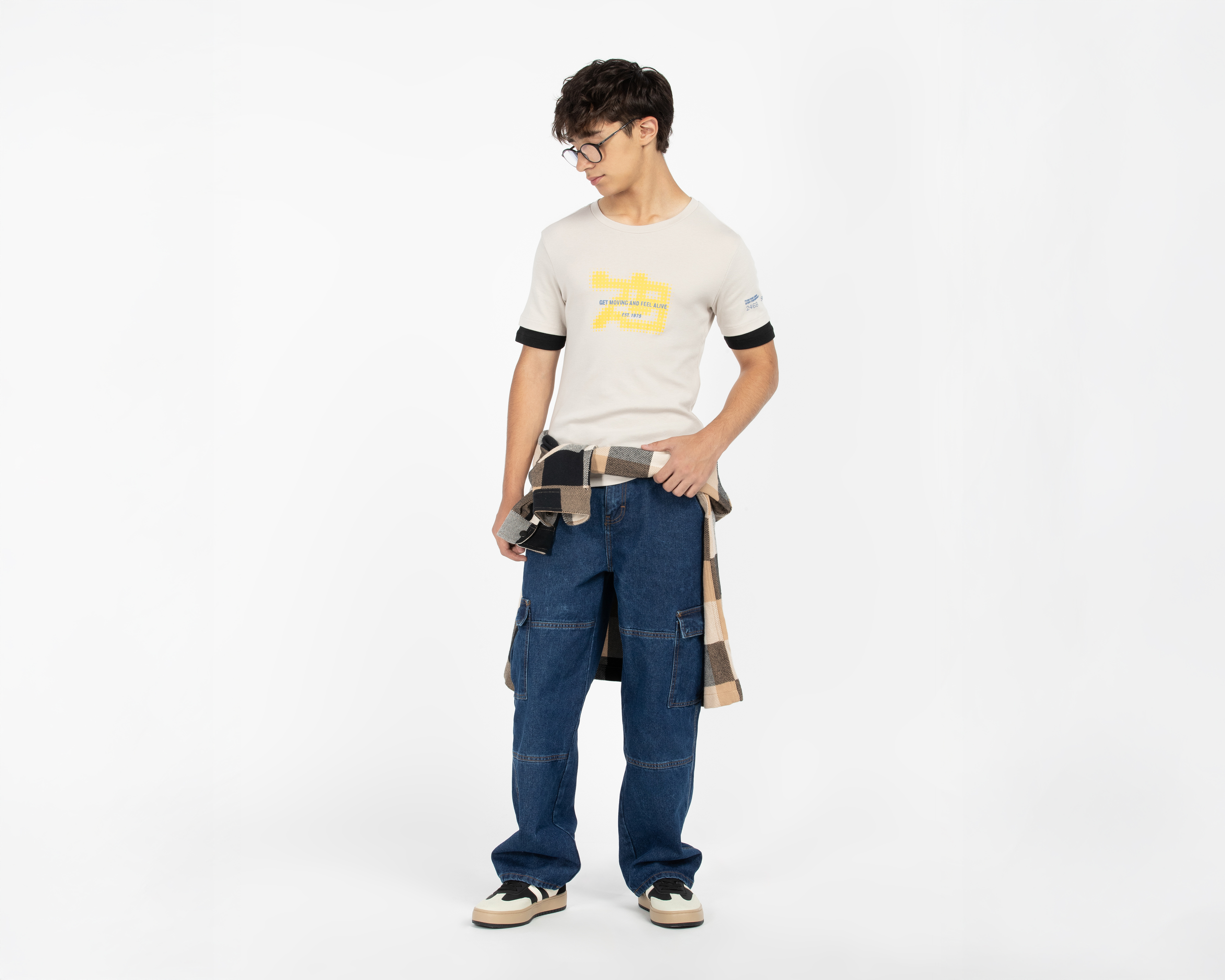 Foto 3 | Foto 2 | Playera de Cuello Redondo Crema Neo*City para Niño