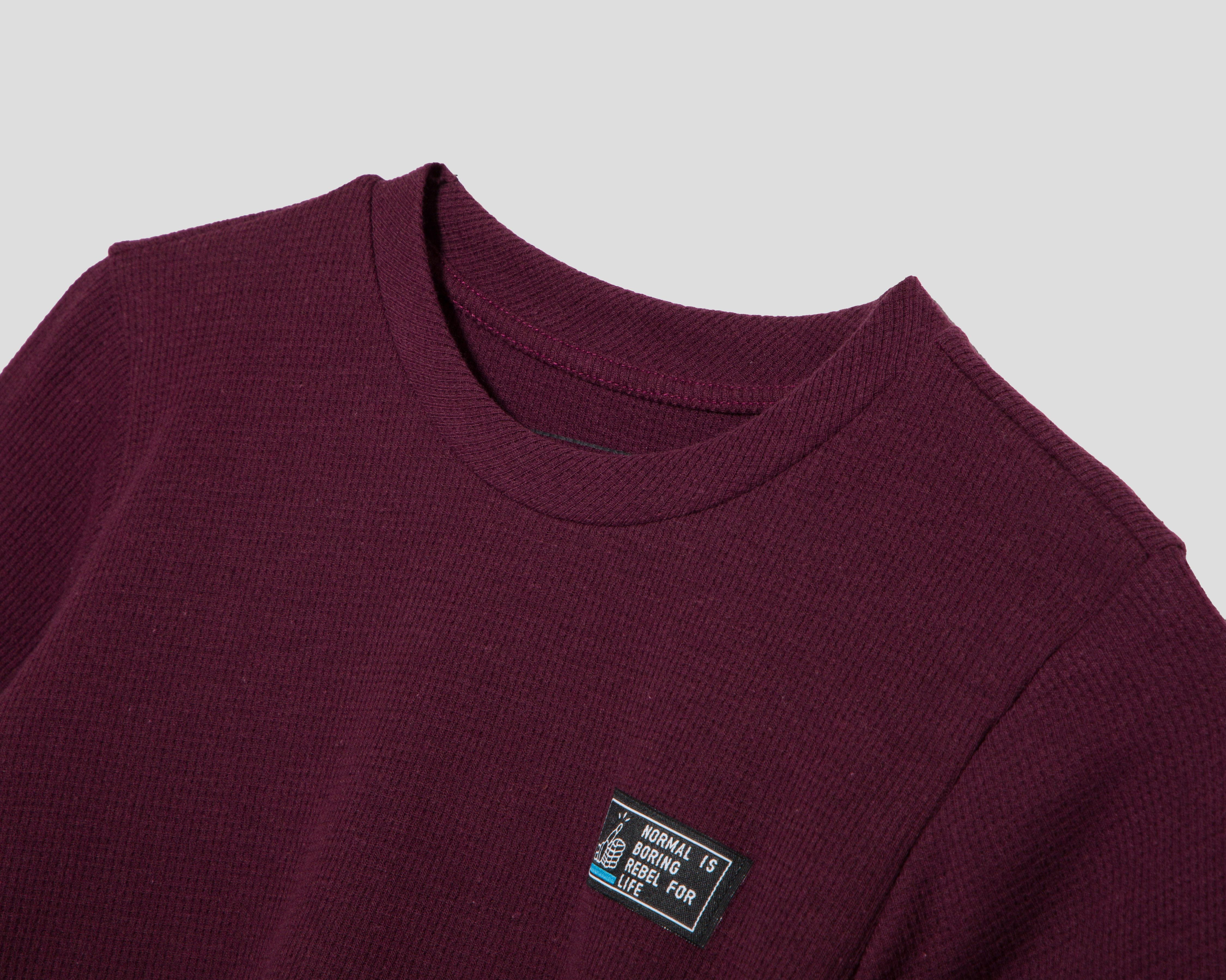 Foto 4 pulgar | Foto 3 | Playera de Cuello Redondo Vino Refill para Niño
