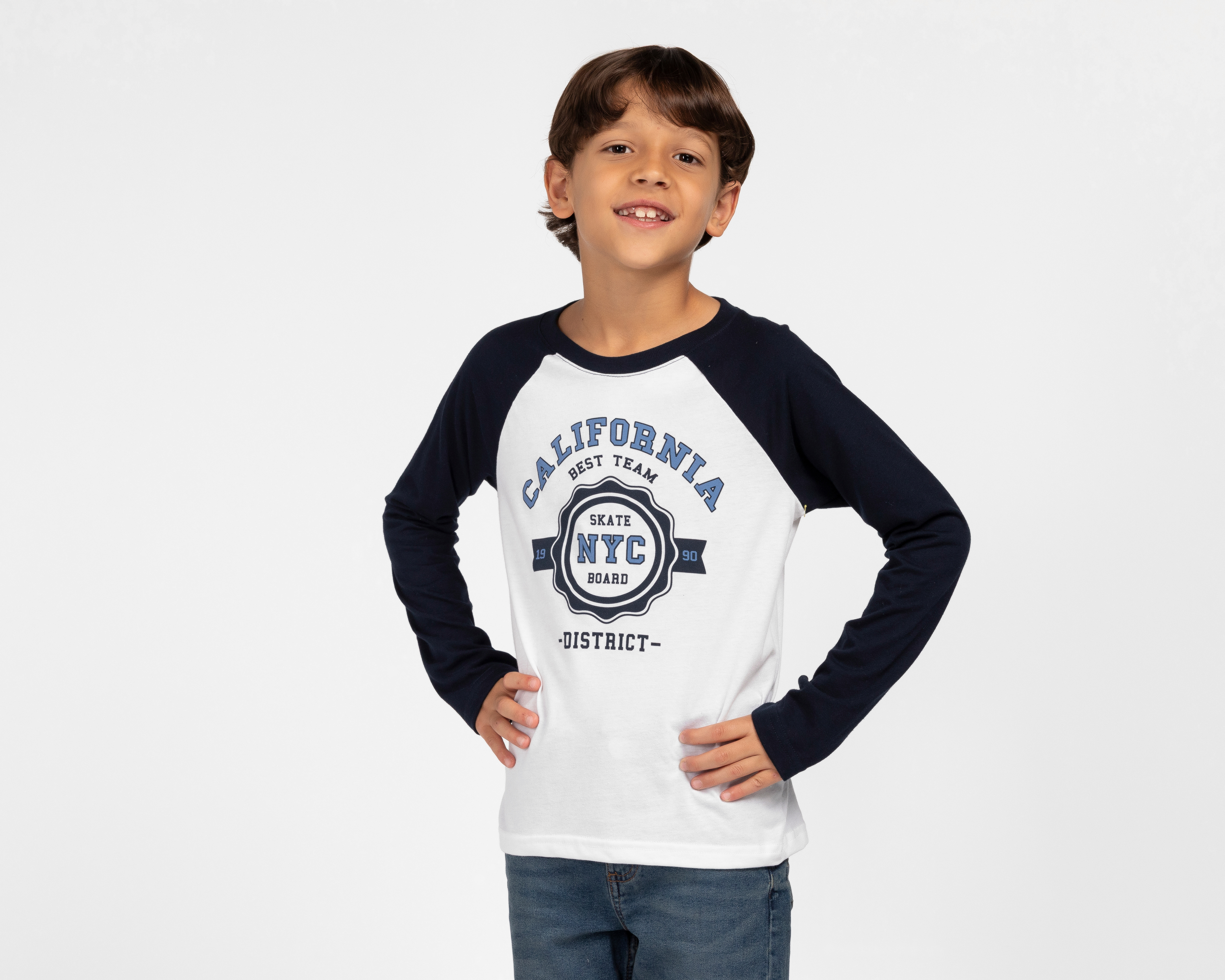 Foto 2 pulgar | Foto 1 | Playera de Cuello Redondo Multicolor Refill para Niño