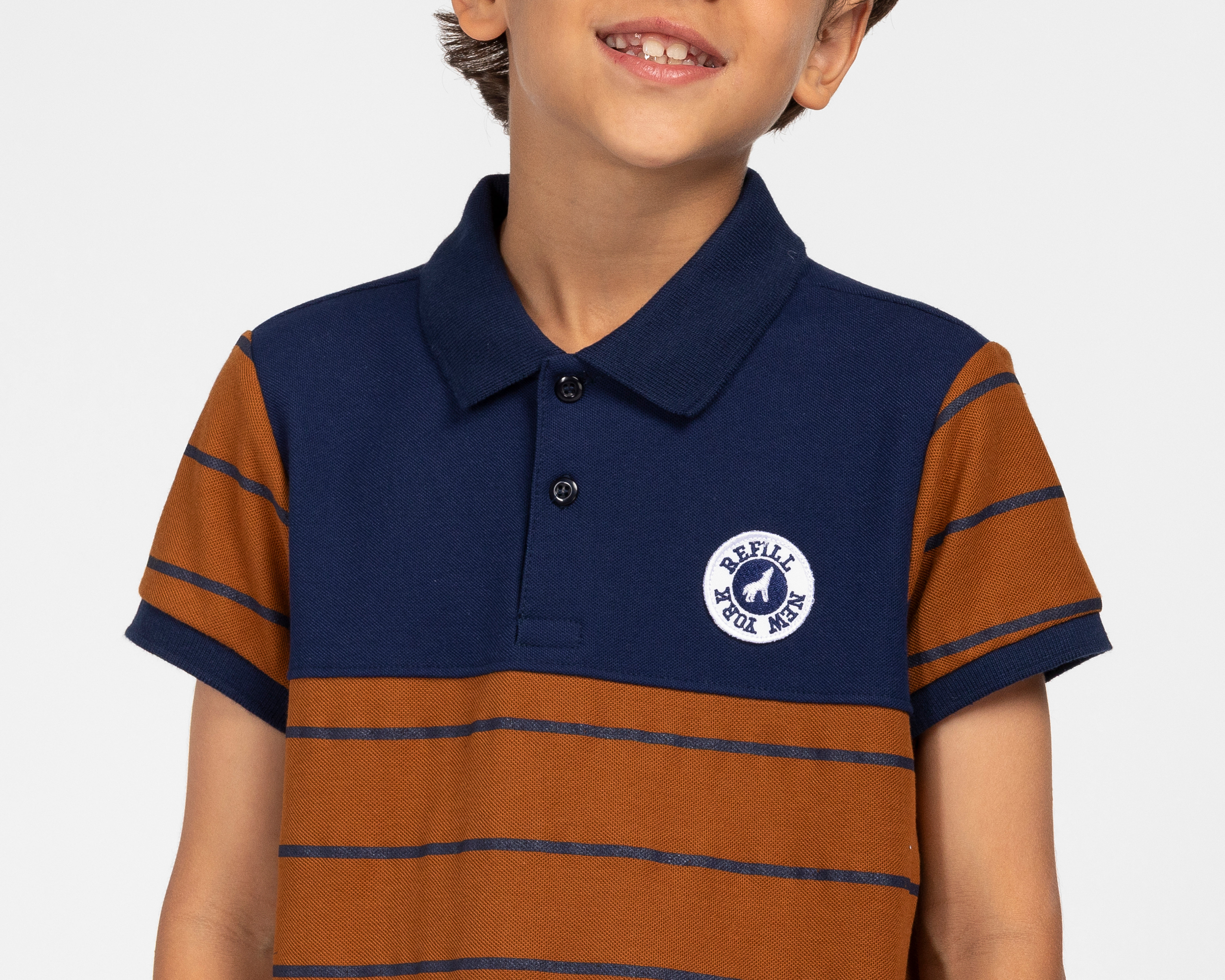 Foto 5 | Foto 4 | Playera de Cuello Polo Café Refill para Niño