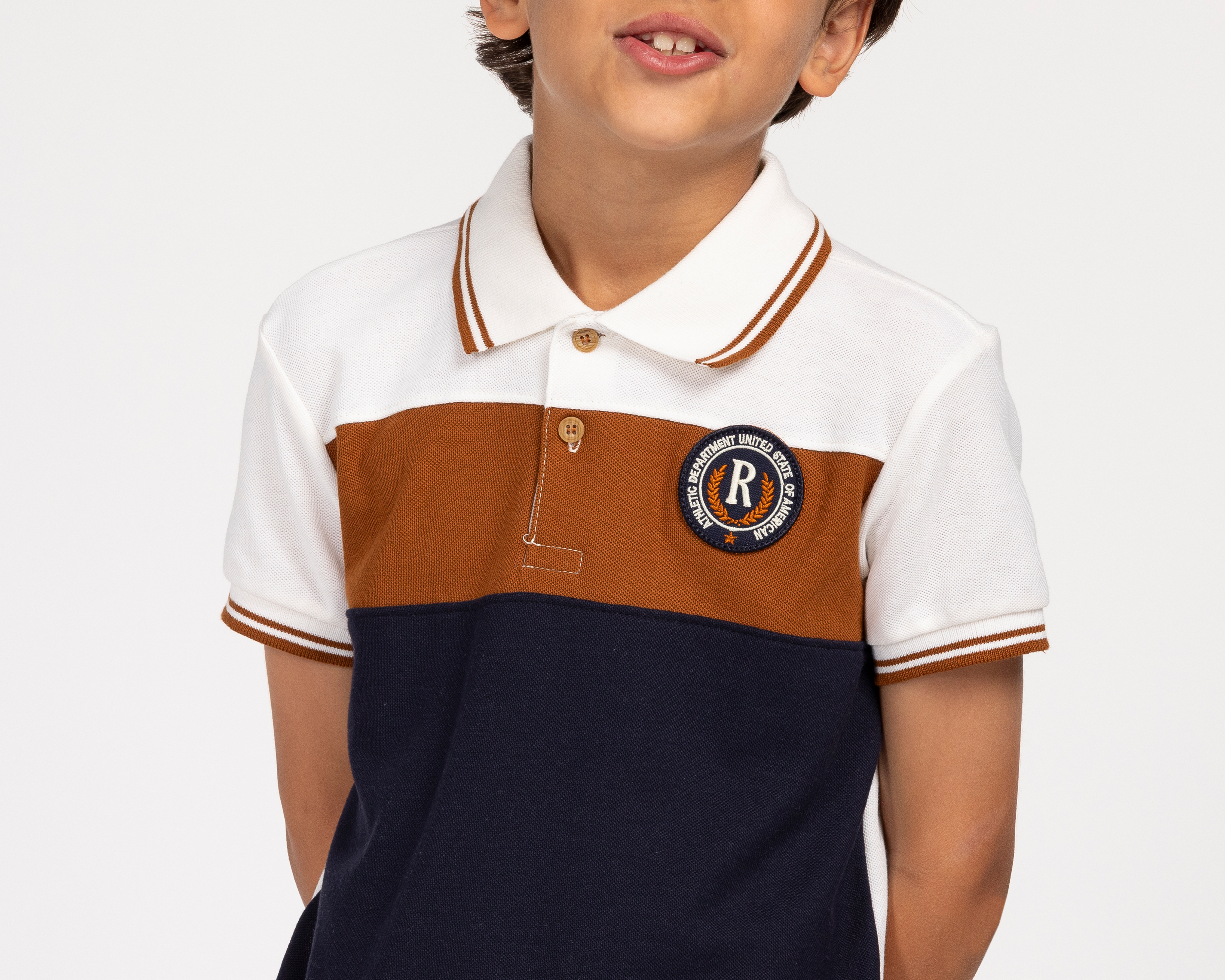 Foto 6 pulgar | Foto 4 | Playera de Cuello Polo Blanca Refill para Niño