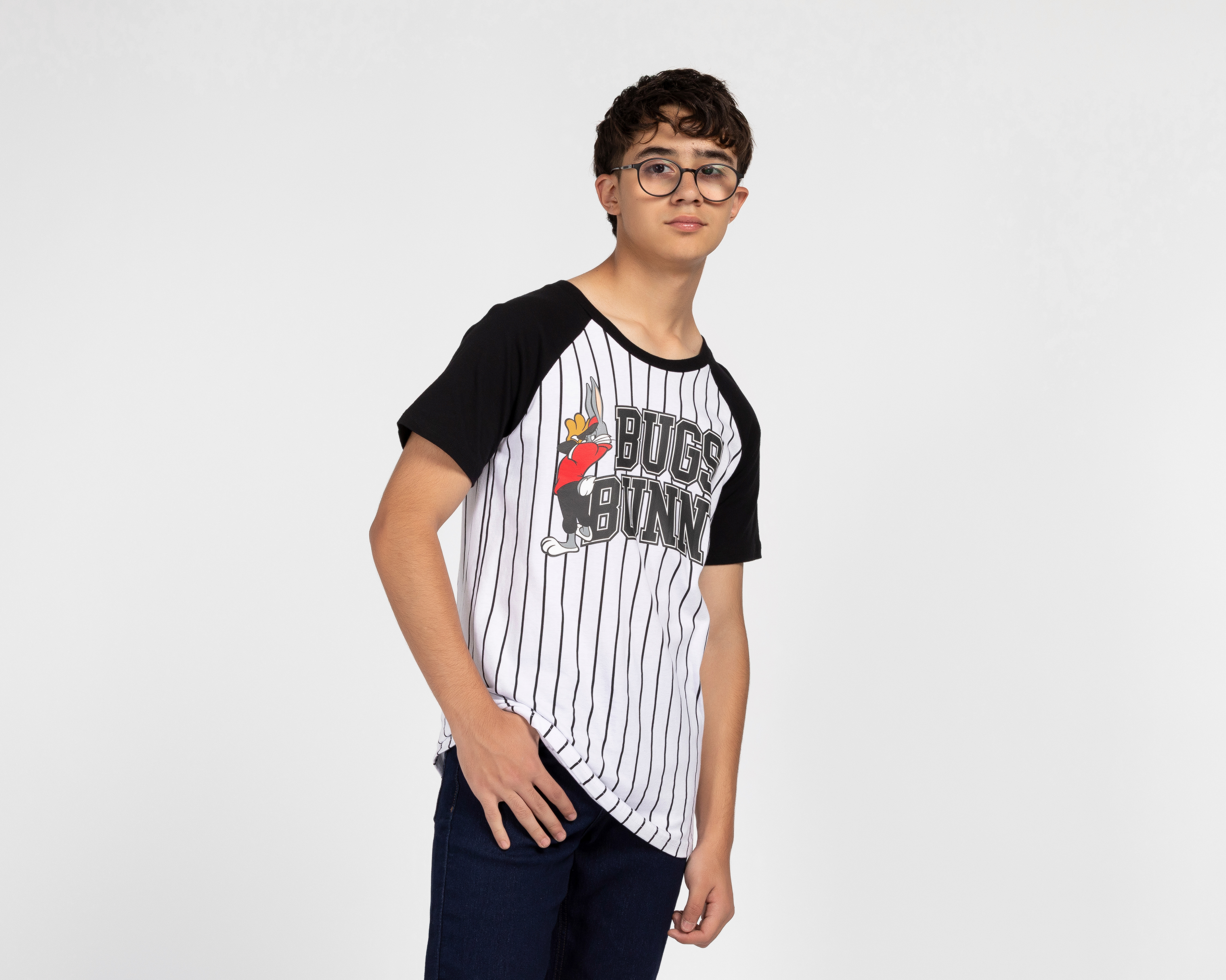 Playera de Cuello Redondo Blanca Looney Tunes Juvenil