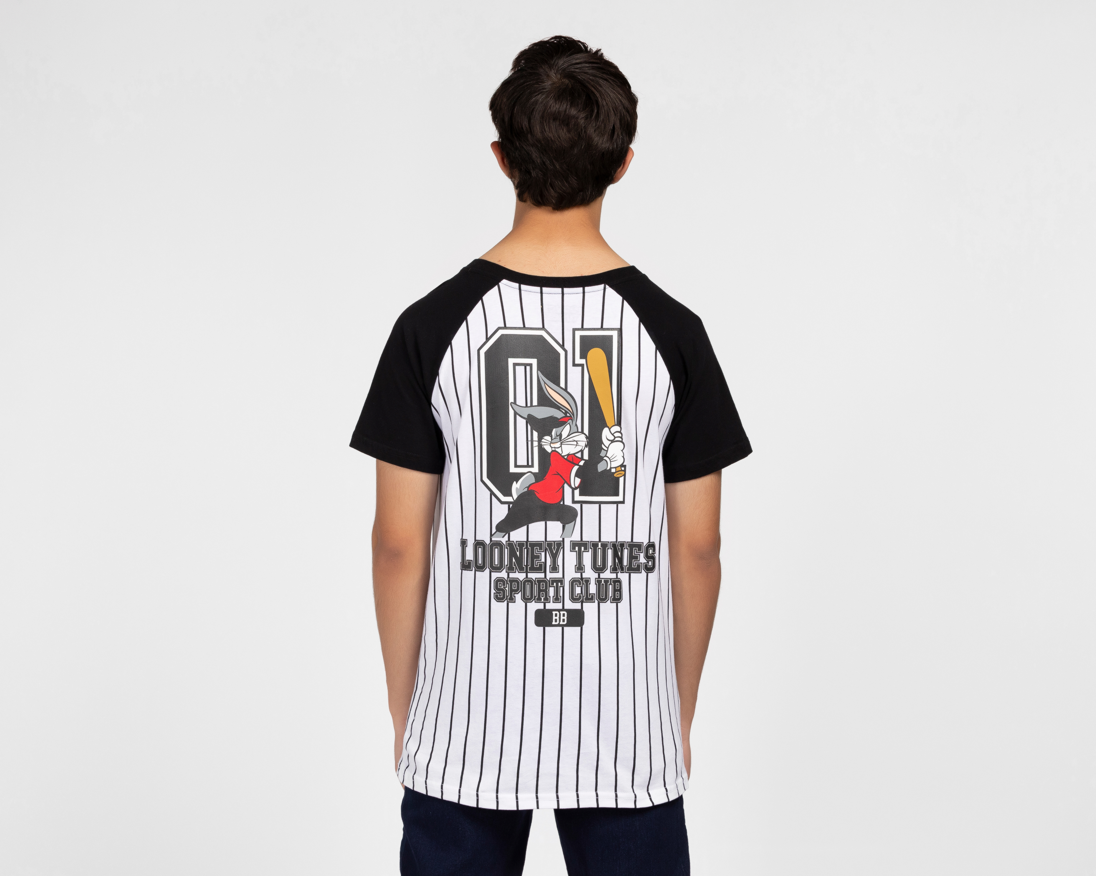 Foto 3 pulgar | Foto 2 | Playera de Cuello Redondo Blanca Looney Tunes Juvenil