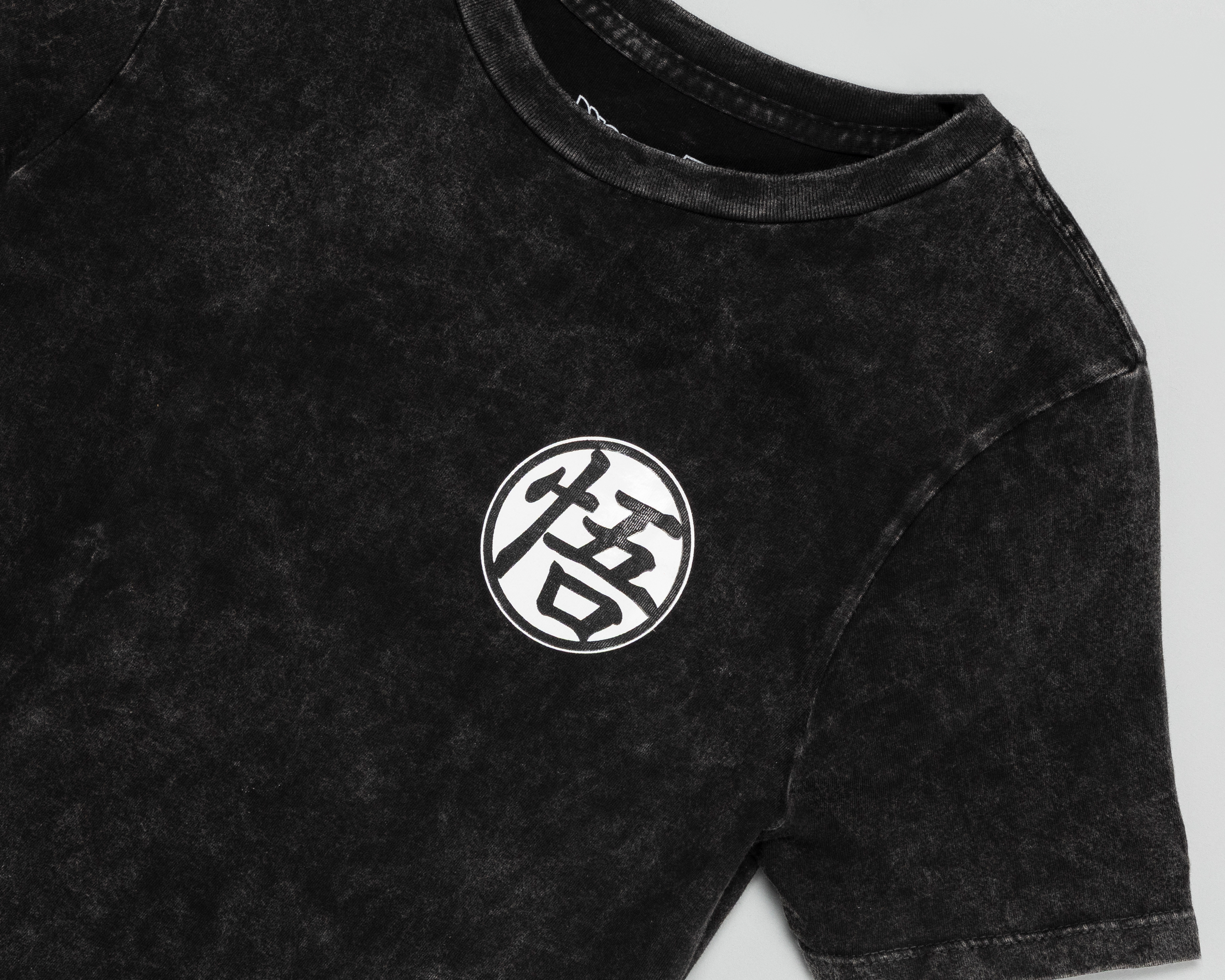 Foto 4 pulgar | Foto 3 | Playera de Cuello Redondo Negra Dragon Ball Z para Niño