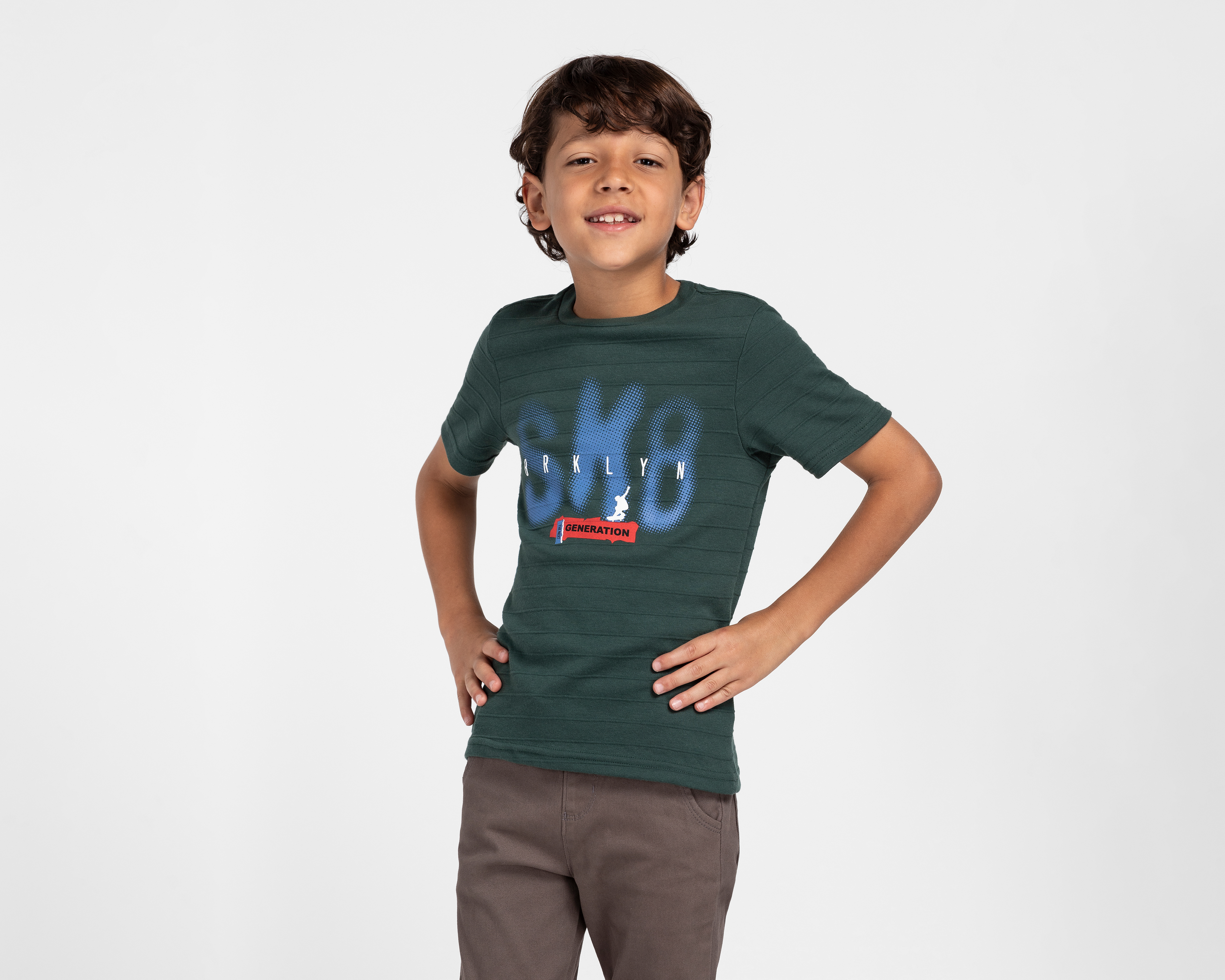 Foto 2 pulgar | Foto 1 | Playera de Cuello Redondo Verde Neo*City para Niño