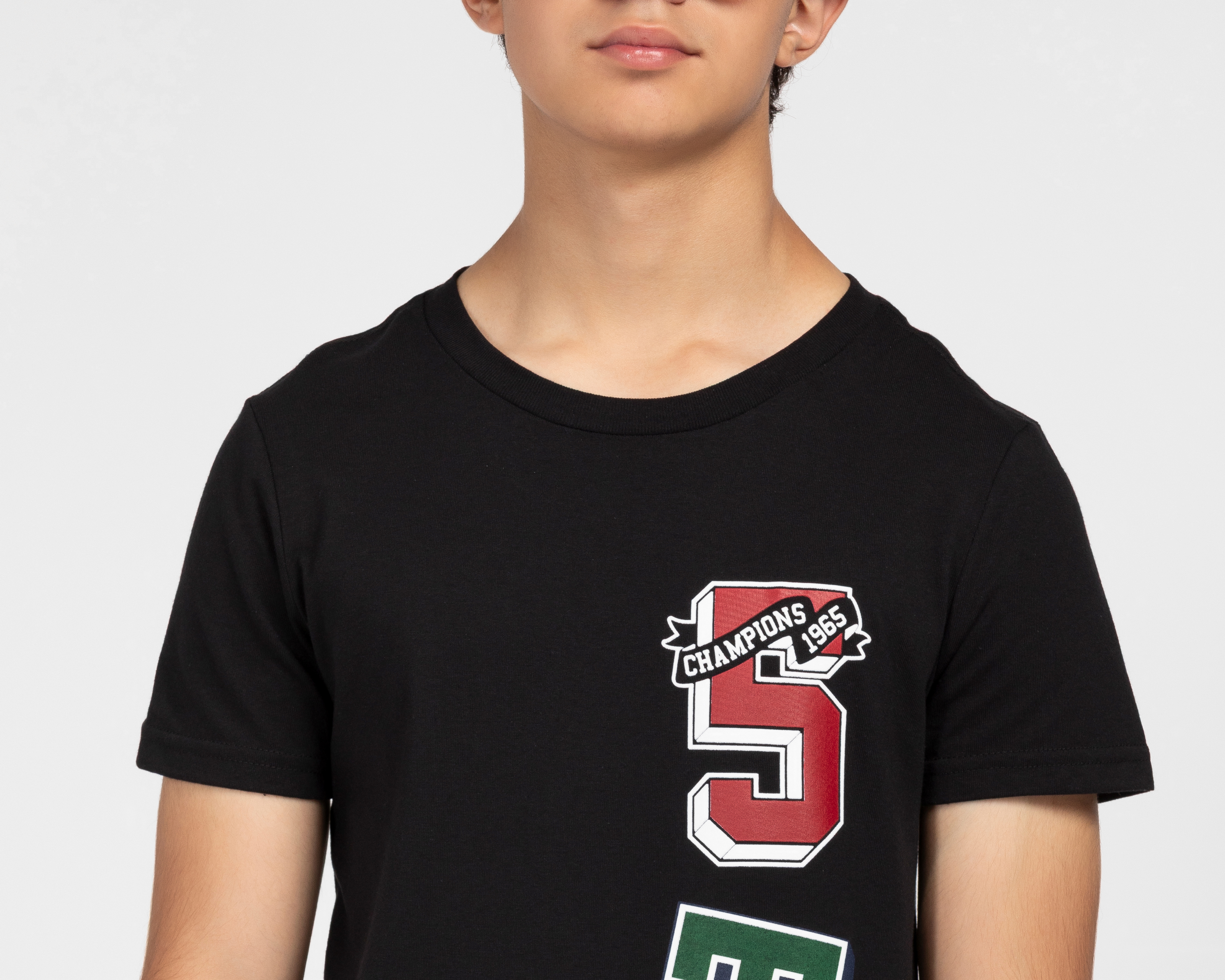 Foto 5 | Foto 5 | Playera de Cuello Redondo Negra Neo*City para Niño