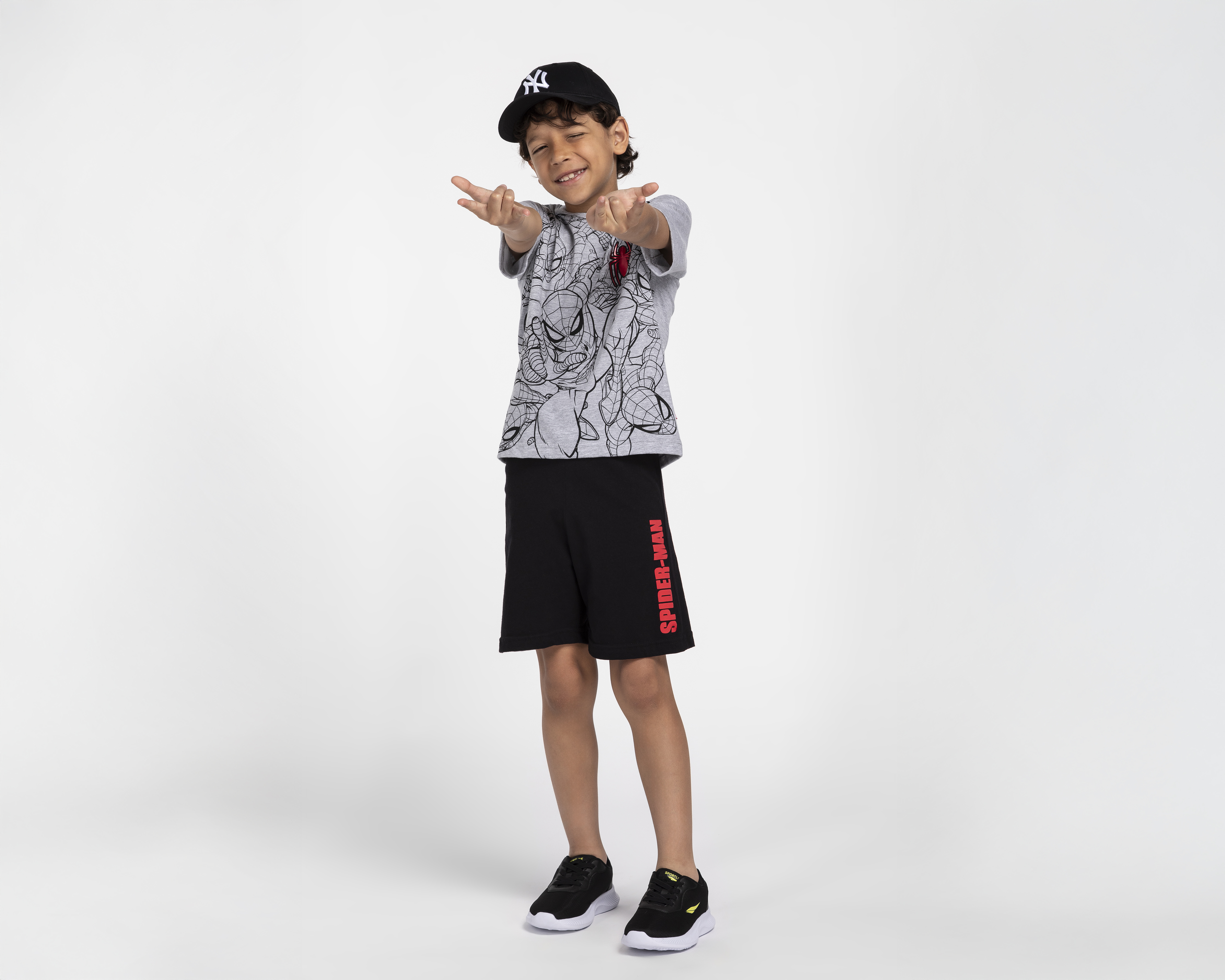 Foto 2 pulgar | Foto 1 | Playera y Short Marvel Spider-Man para Niño