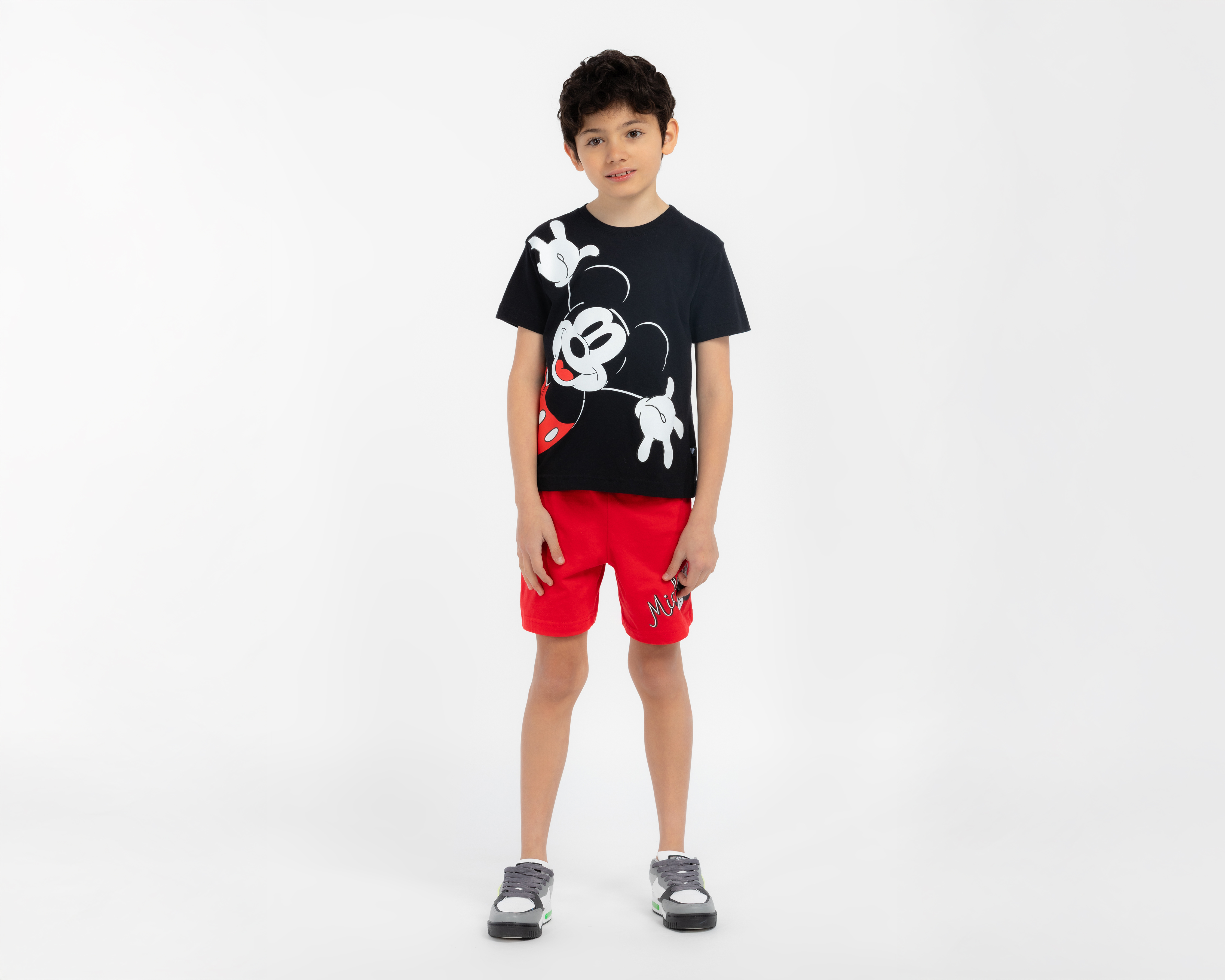 Foto 2 pulgar | Foto 1 | Playera y Short Disney Mickey Mouse para Niño