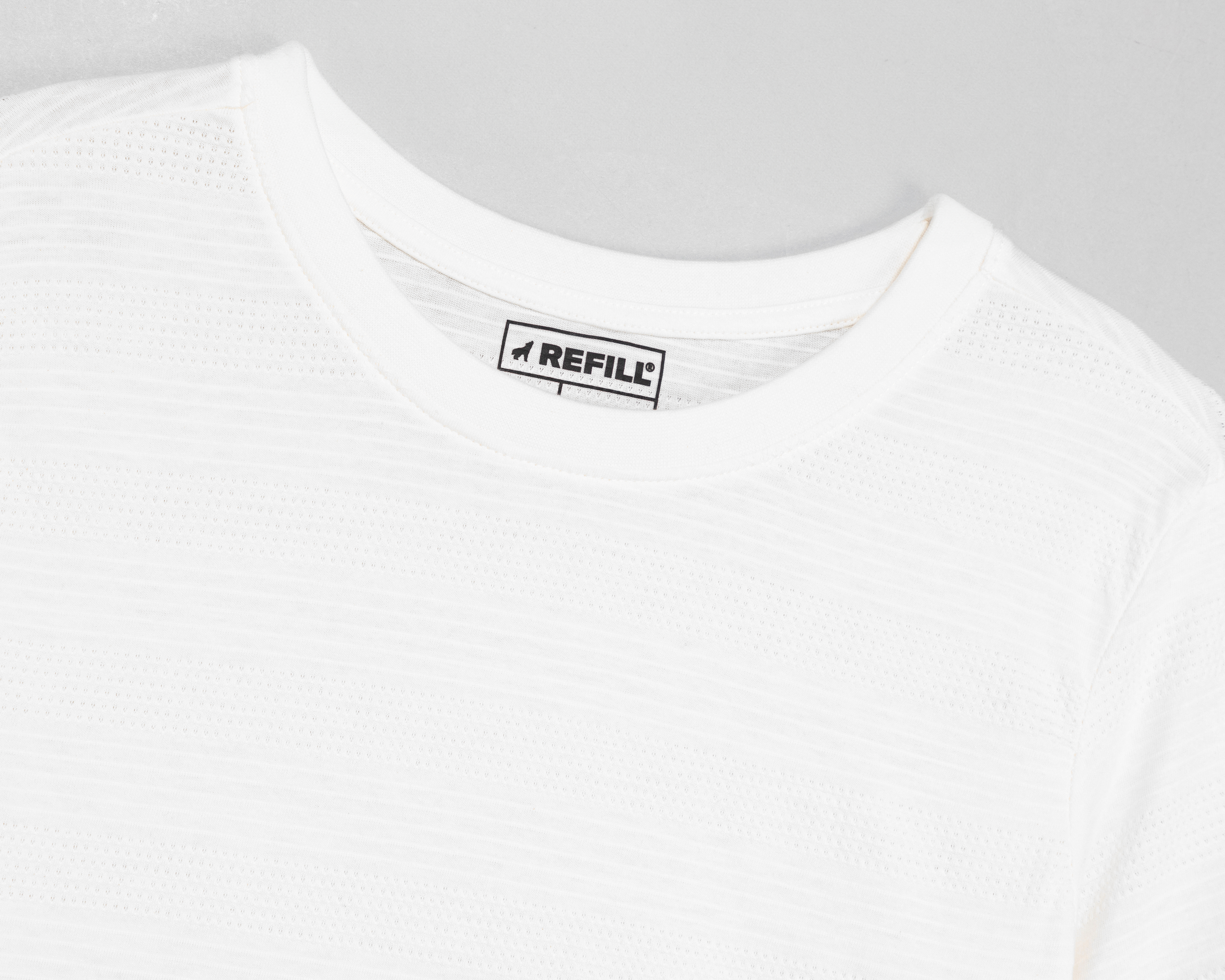 Foto 3 | Foto 3 | Playera de Cuello Redondo Blanca Refill para Niño