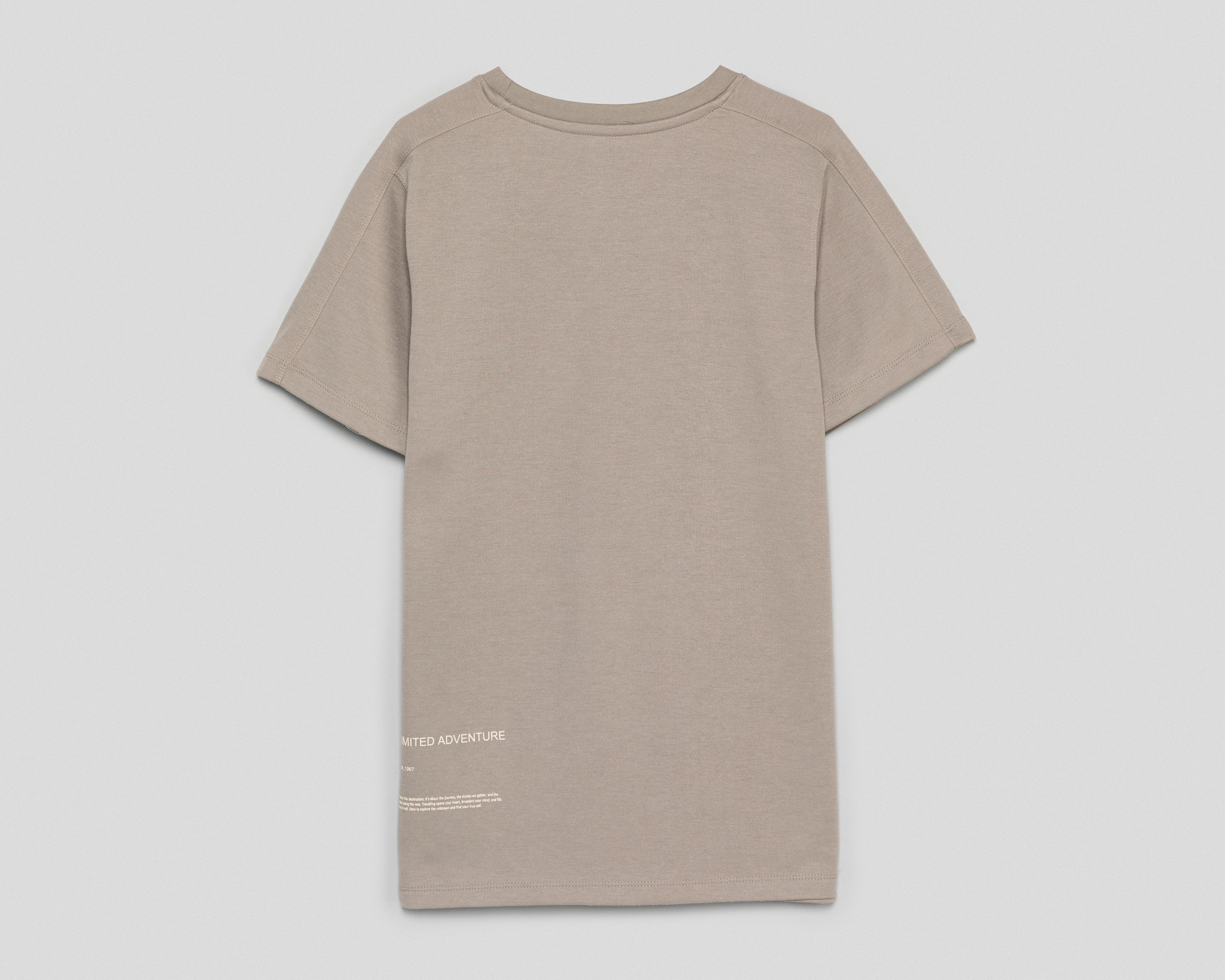 Foto 3 pulgar | Foto 2 | Playera de Cuello Redondo Gris Refill para Niño