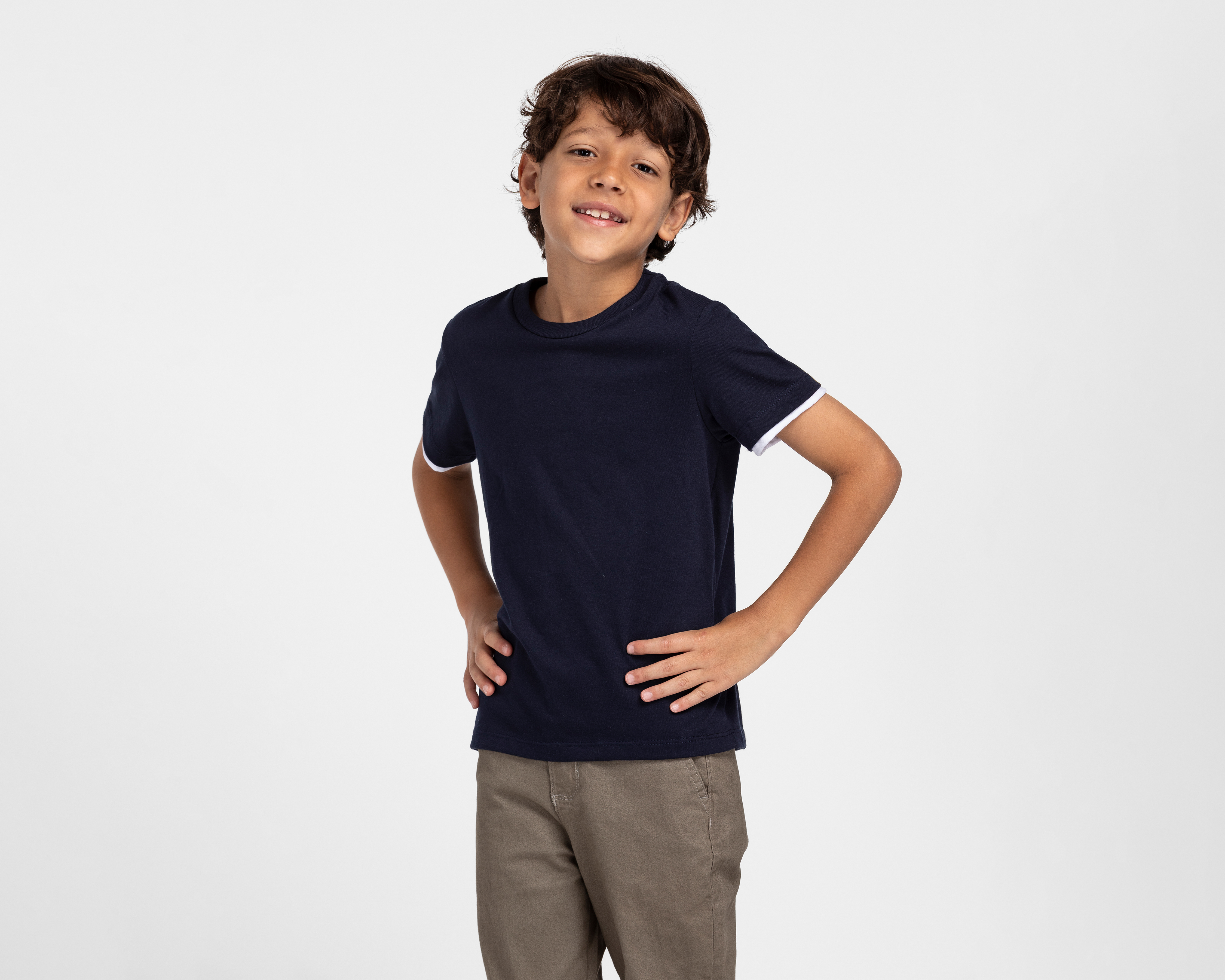 Foto 2 pulgar | Foto 1 | Playera Cuello Redondo Azul Marino Neo*City para Niño