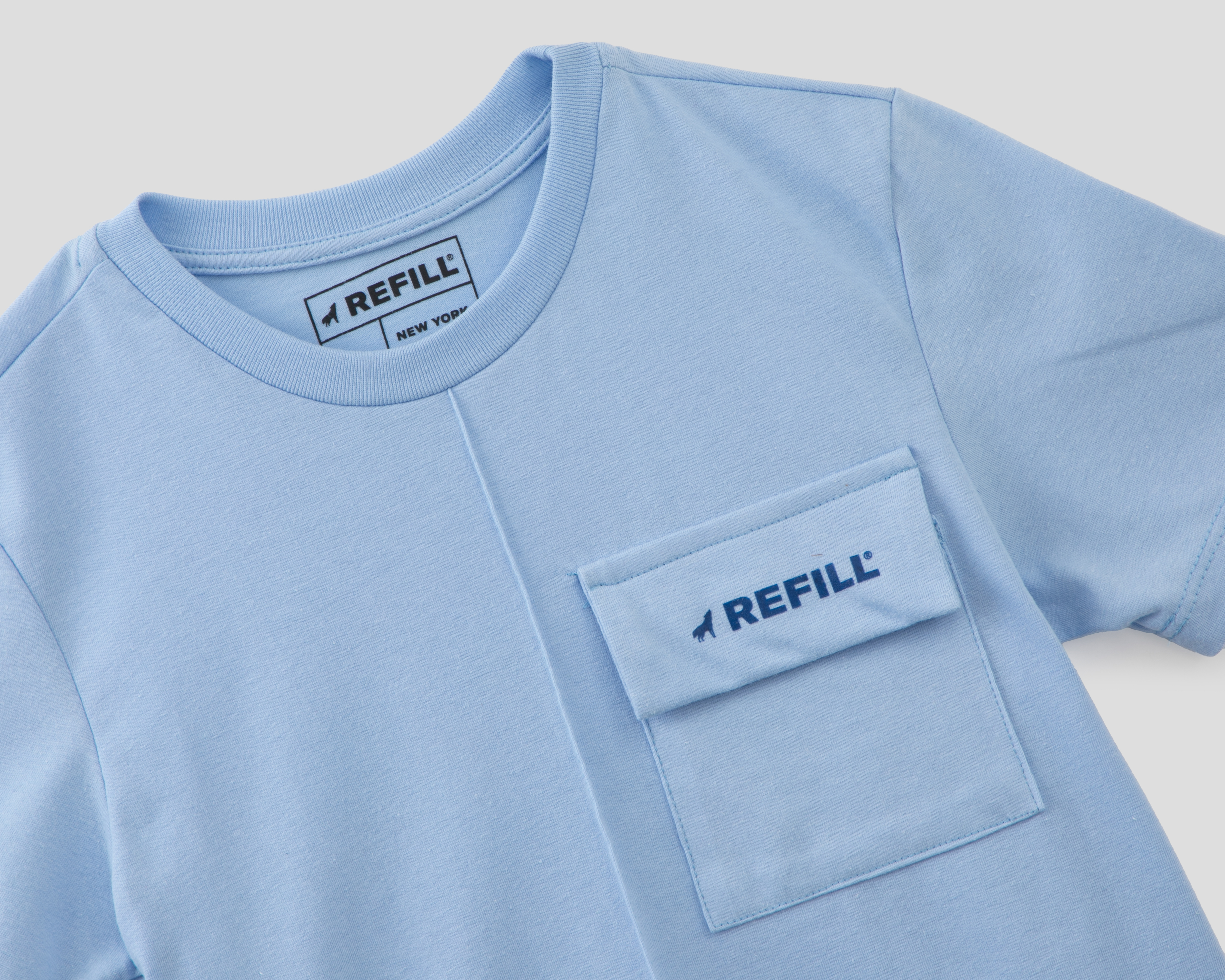 Foto 4 pulgar | Foto 3 | Playera de Cuello Redondo Azul Refill para Niño