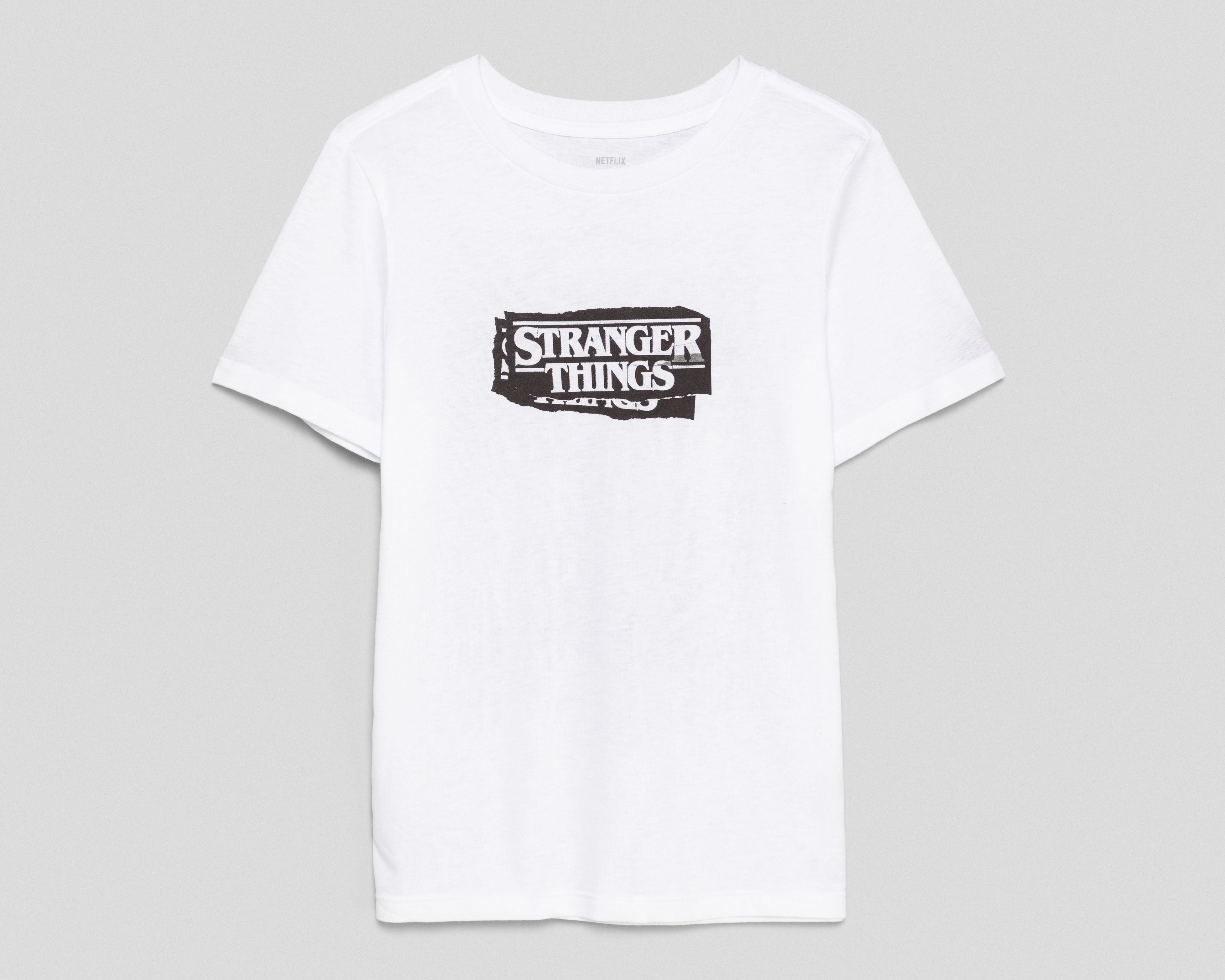 Foto 2 pulgar | Foto 1 | Playera de Cuello Redondo Blanca Stranger Things para Niño