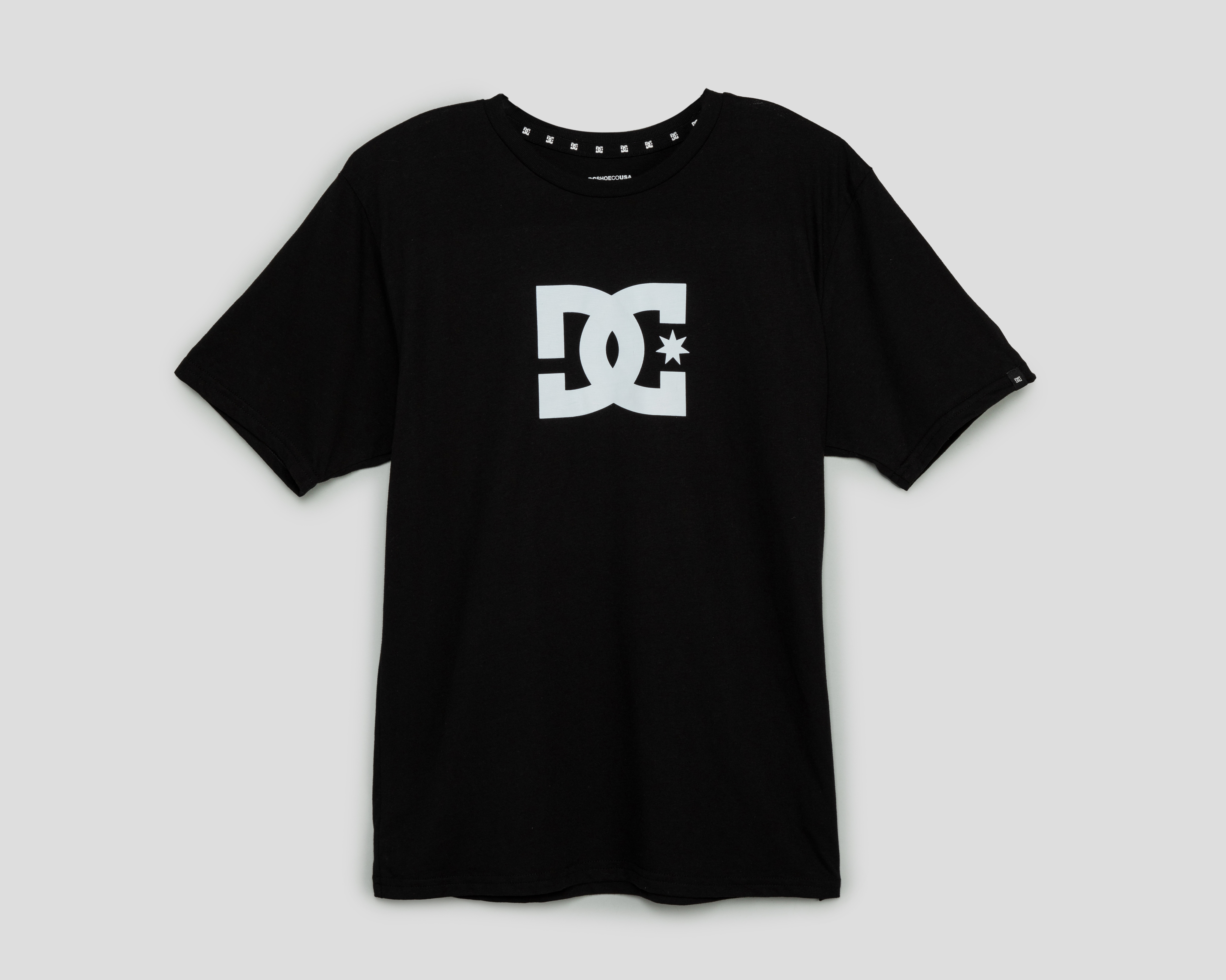 Foto 2 pulgar | Foto 1 | Playera de Cuello Redondo Negra DC Shoes para Niño