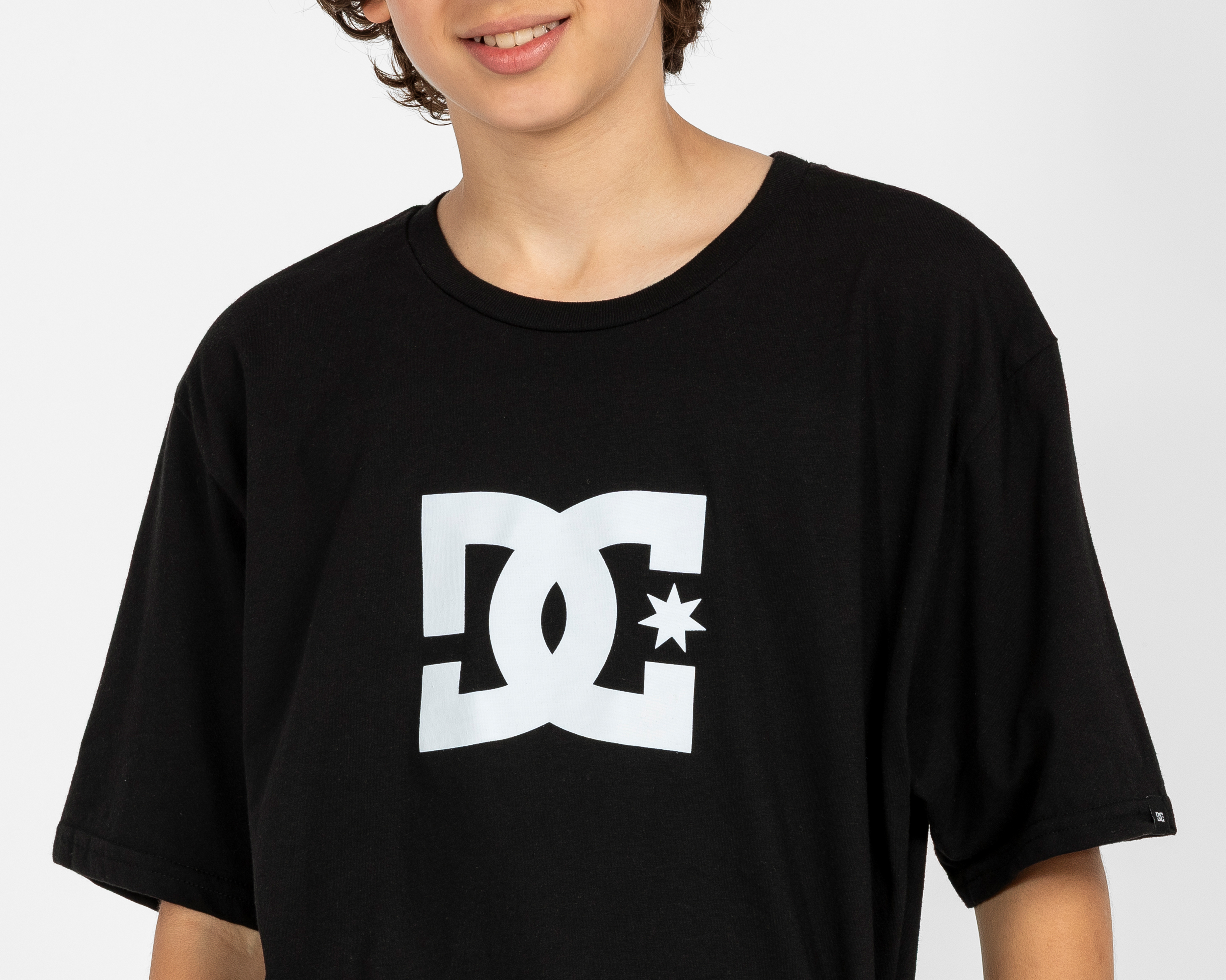 Foto 4 | Foto 4 | Playera de Cuello Redondo Negra DC Shoes para Niño