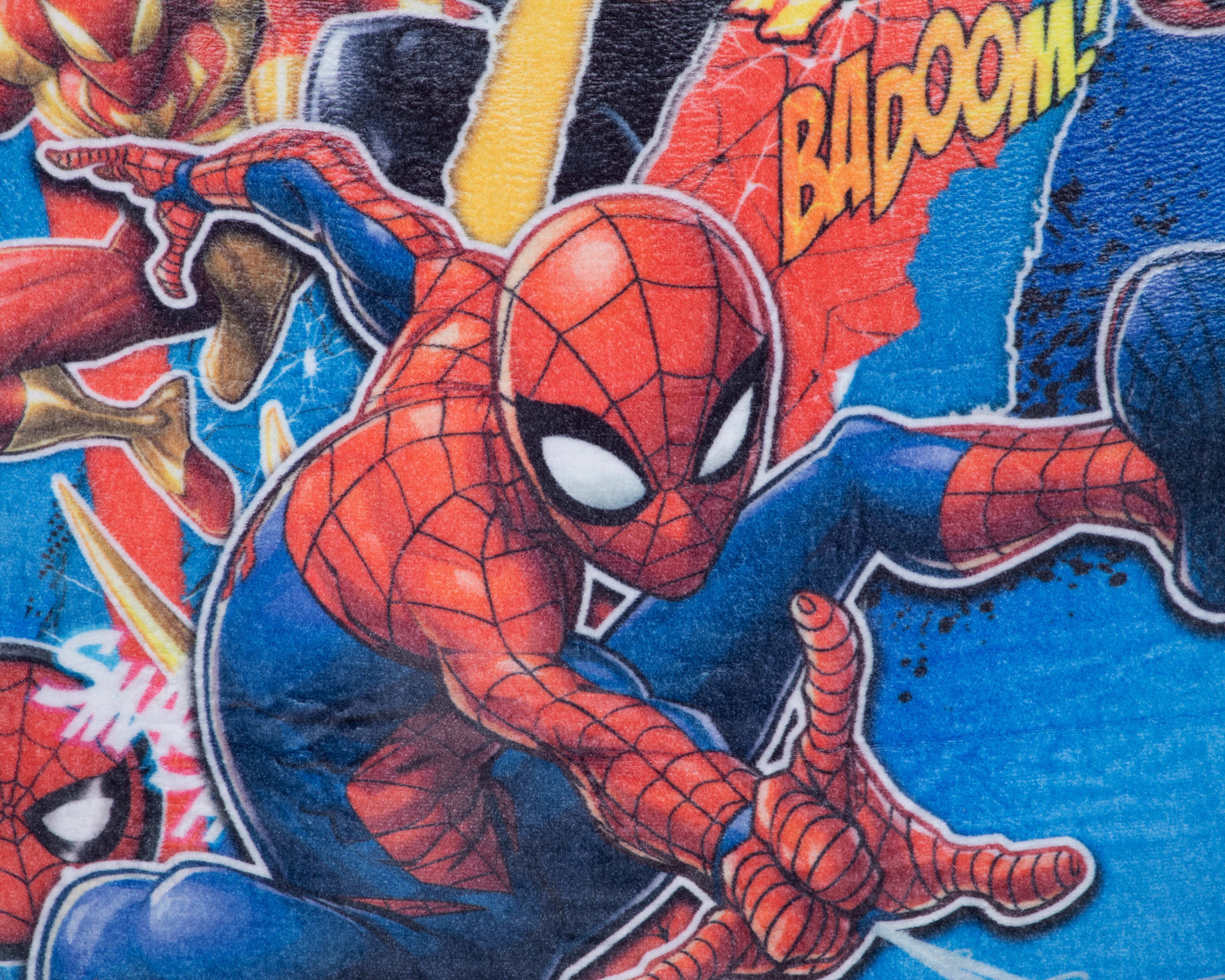 Foto 4 pulgar | Foto 3 | Frazada Individual Marvel Spider-Man Spider Batalla Estampado