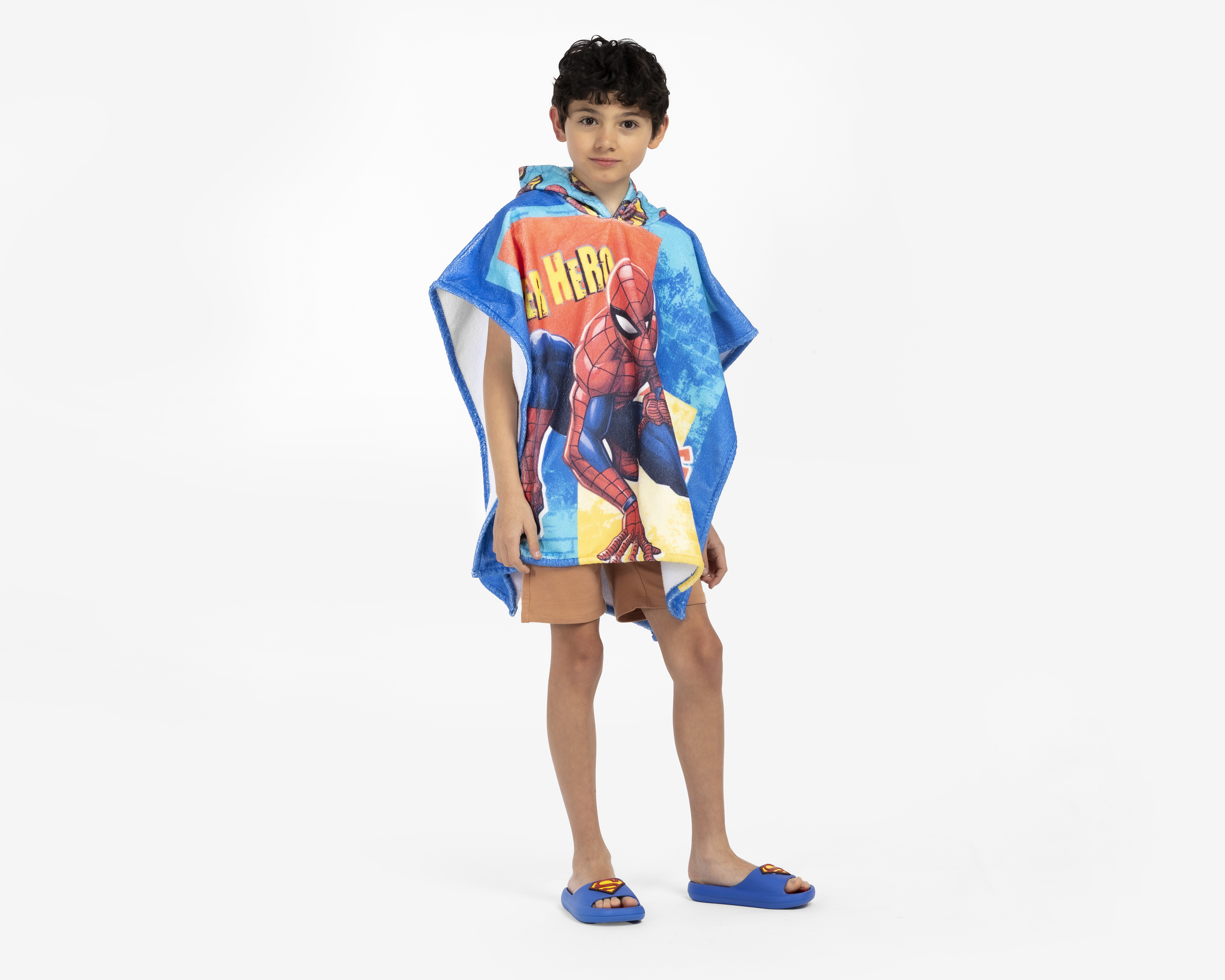 Foto 2 pulgar | Foto 1 | Toalla con Capucha para Niño Marvel Spider-Man Spider Hero