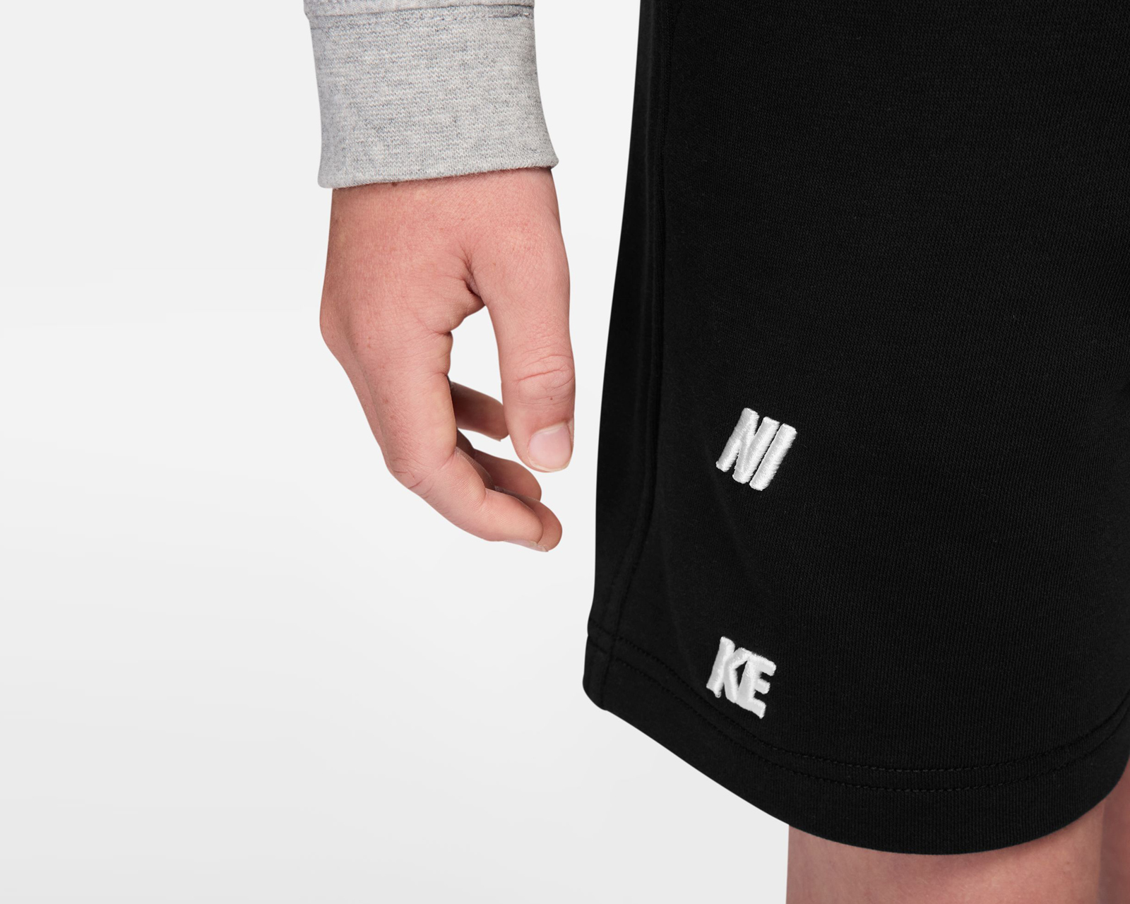 Foto 5 pulgar | Foto 4 | Short Deportivo Nike Sportswear Club Juvenil