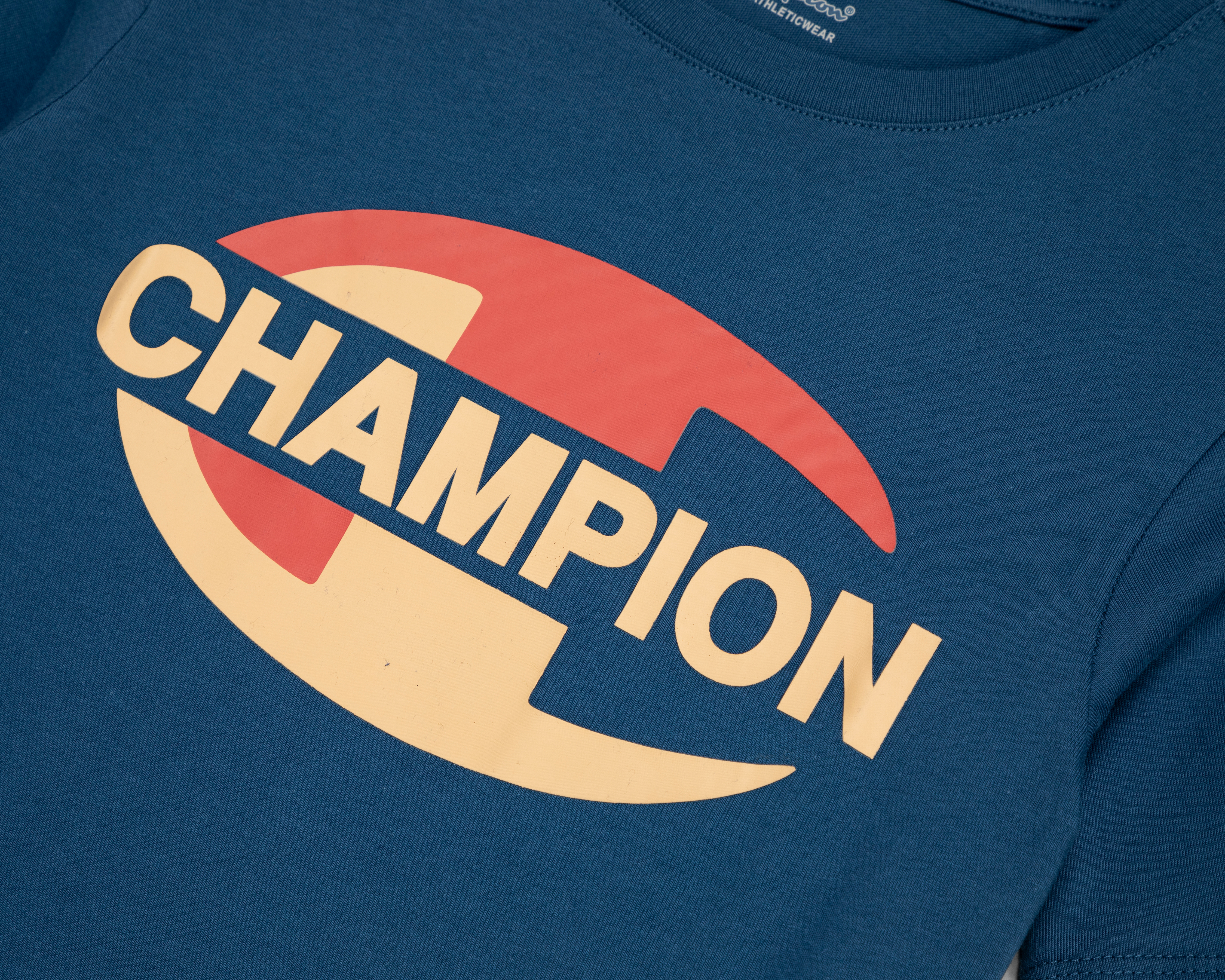 Foto 4 pulgar | Foto 3 | Playera de Cuello Redondo Azul Champion Juvenil