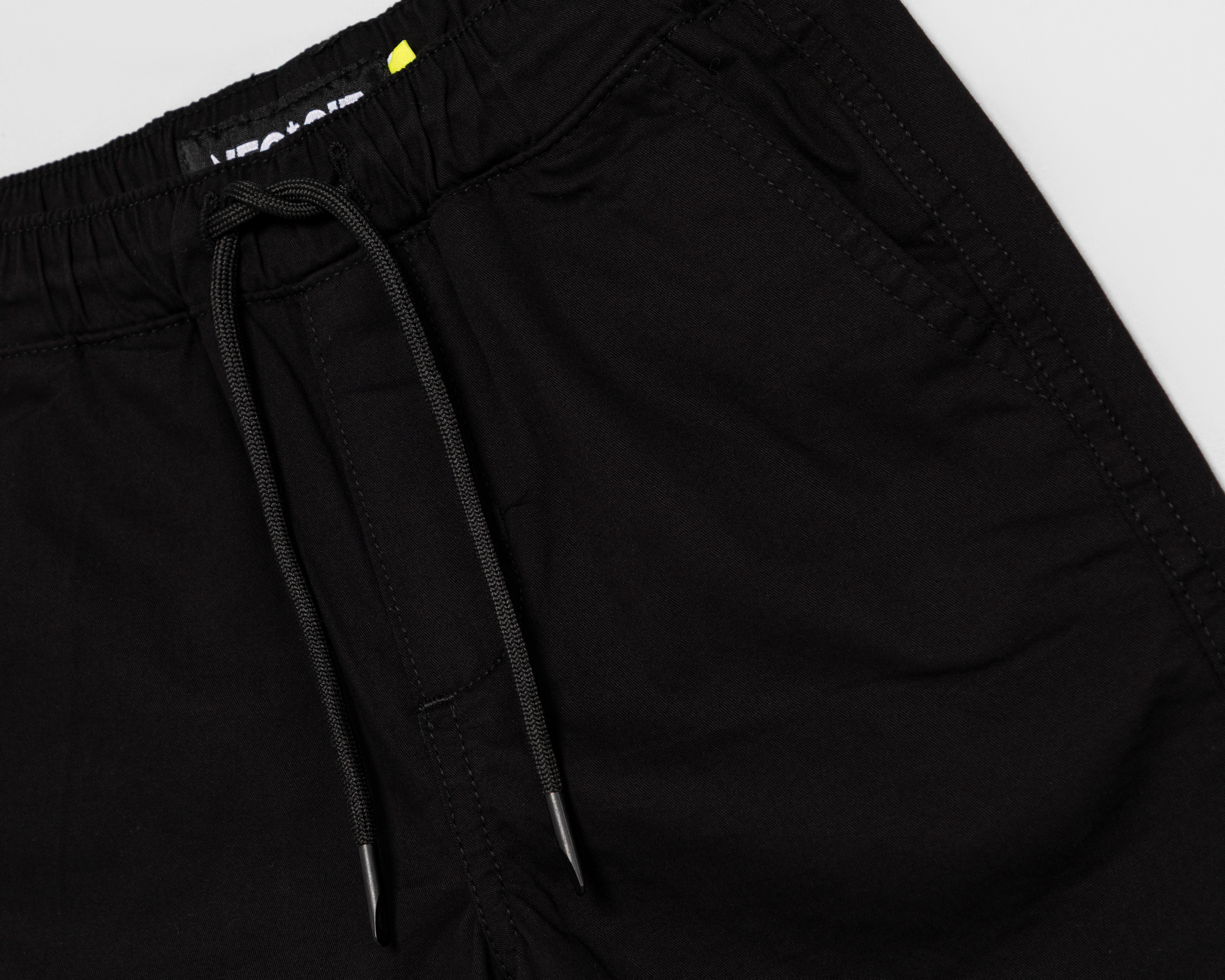 Foto 4 pulgar | Foto 3 | Short Neo*City para Niño 2 Piezas