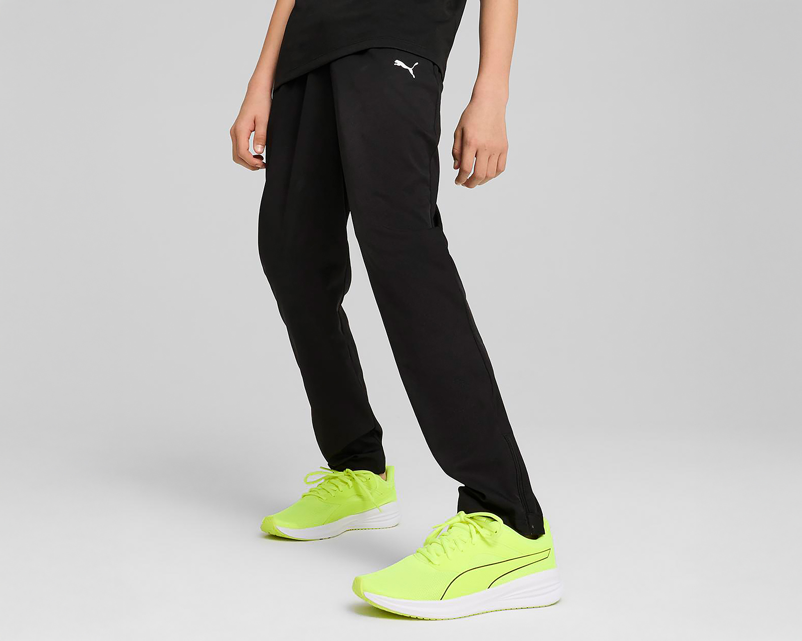 Foto 2 pulgar | Foto 1 | Pantalones Deportivos Puma Juveniles